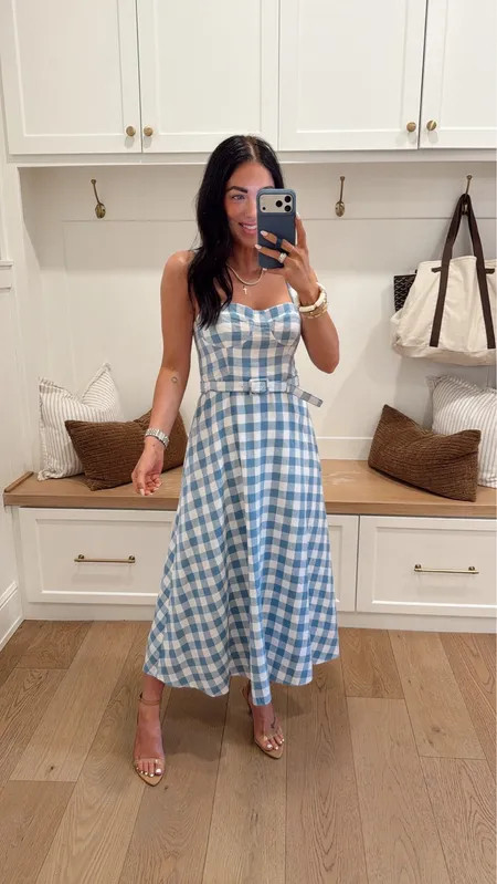 This adorable dress from Ann Taylor is 30% off!

sale alert, summer dresses, gingham, summer outfits, ootd, katy roach, livingmybeststyle 

 #LTKootd #LTKSaleAlert