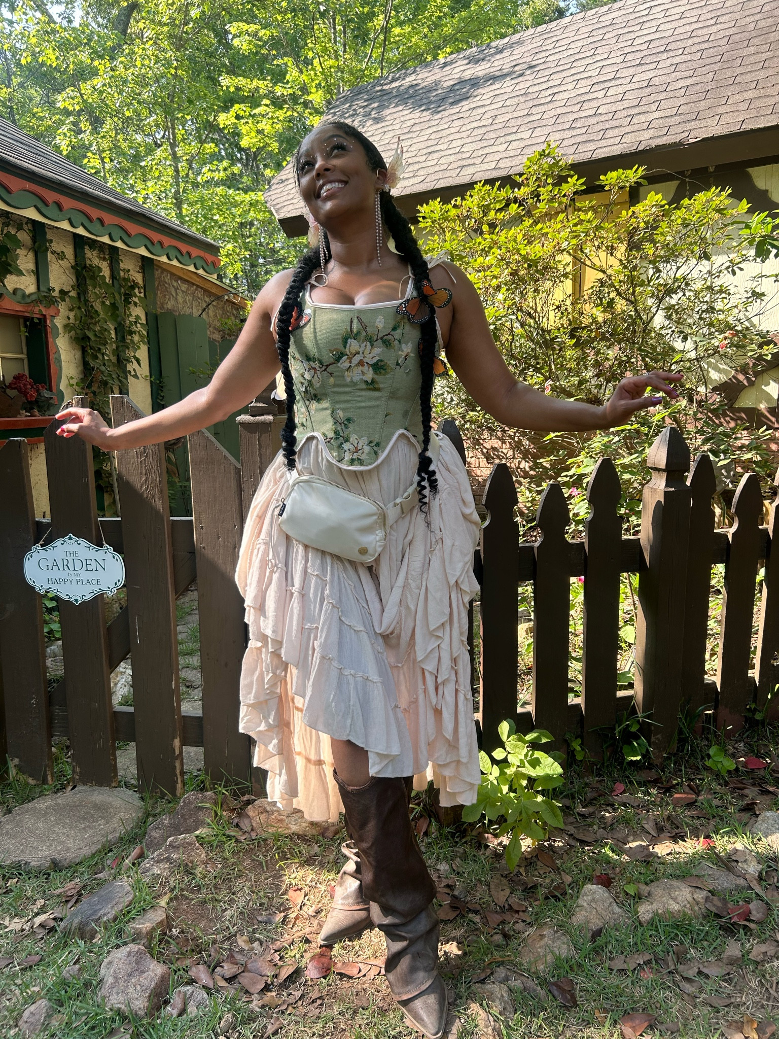 She was a fairy! #Fairy #RenFair #RenaissanceFair #Cosplay