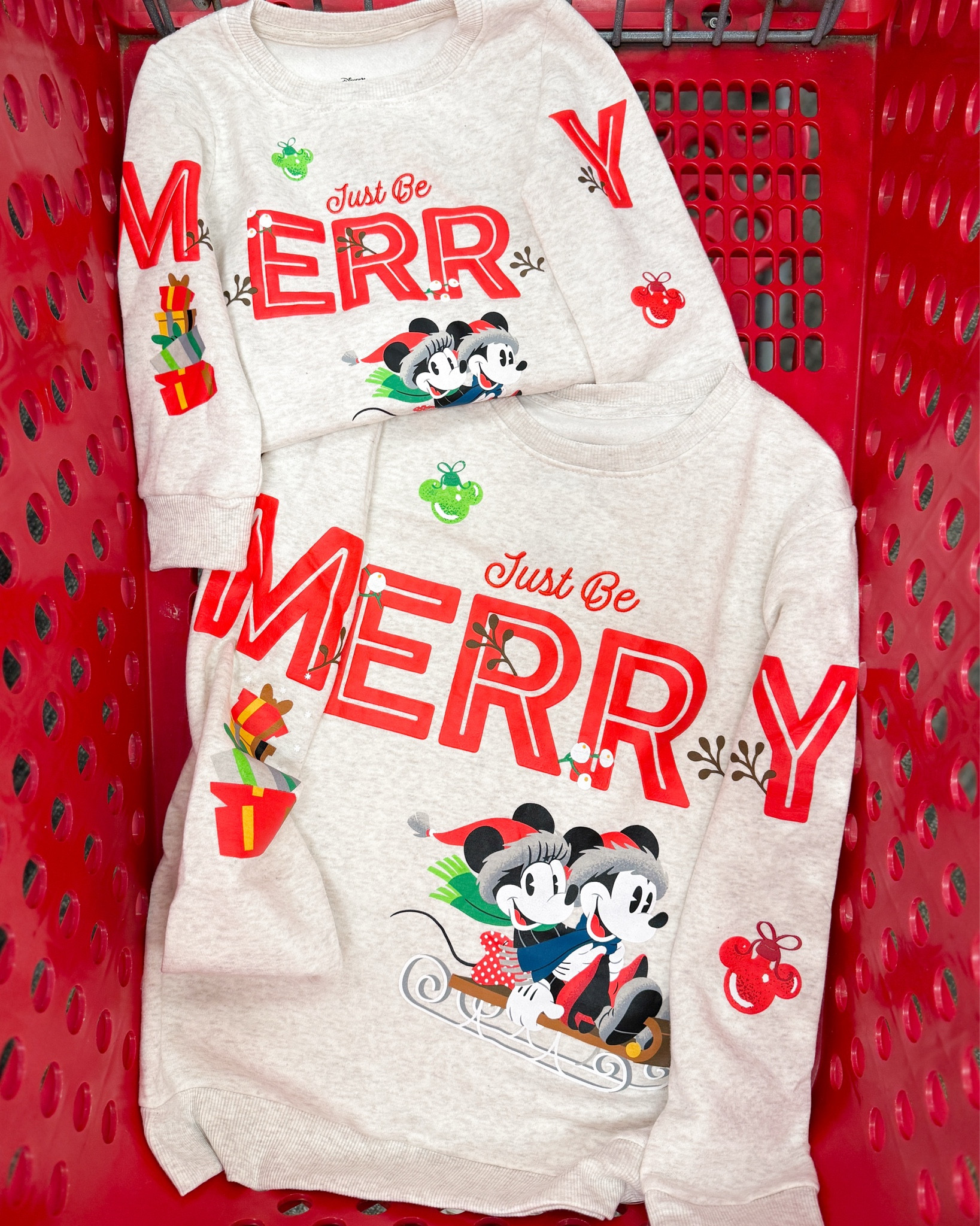 comment MERRY for a direct link to these adorable family matching pullovers! 

available in toddler, kids, & adult. super soft. love the embroidered details ❤️❤️

#LTKHoliday #LTKSeasonal #LTKFamily