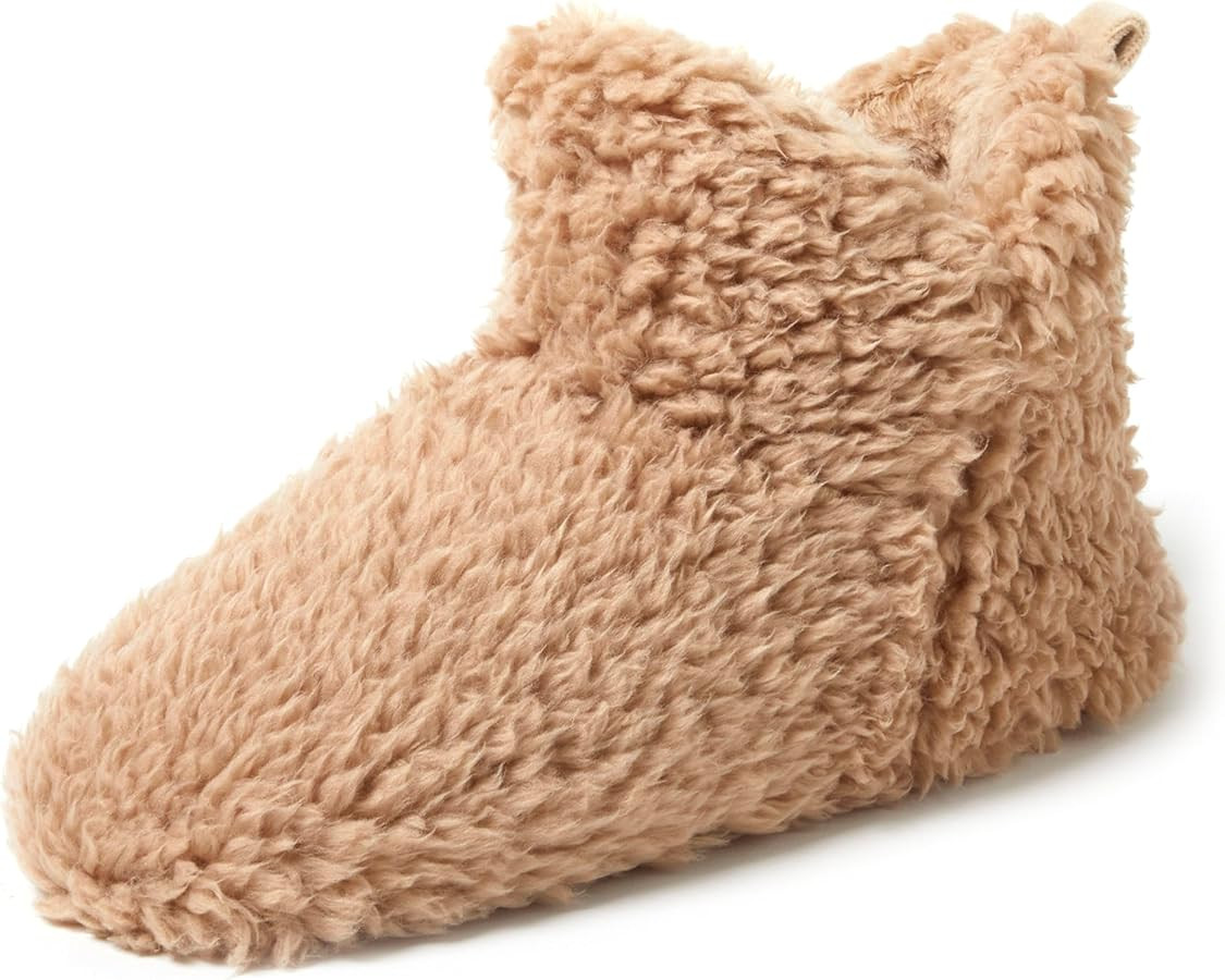 Dearfoams Women's Chelsea Faux Fuzzy Sherpa Indoor House Bootie Slipper | Amazon (US)