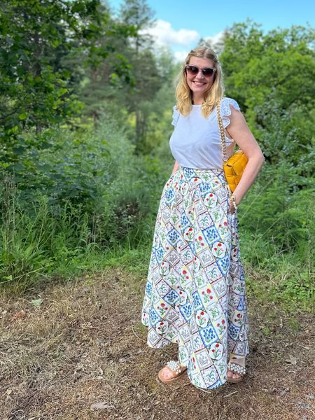 Boden Ivory Bluebell maxi skirt. Floral botanical maxi skirt with pockets  

#LTKunder50 #LTKeurope #LTKSeasonal