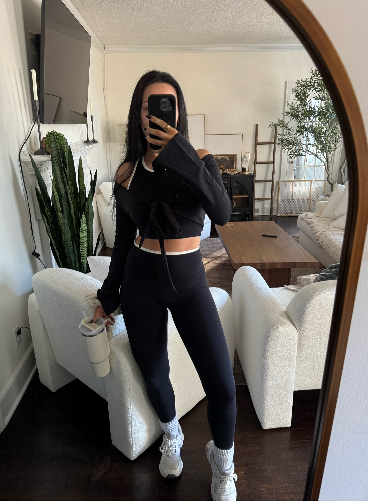 OOTD as a Pilates instructor 🖤 

#LTKFindsUnder100 #LTKWorkwear #LTKActive