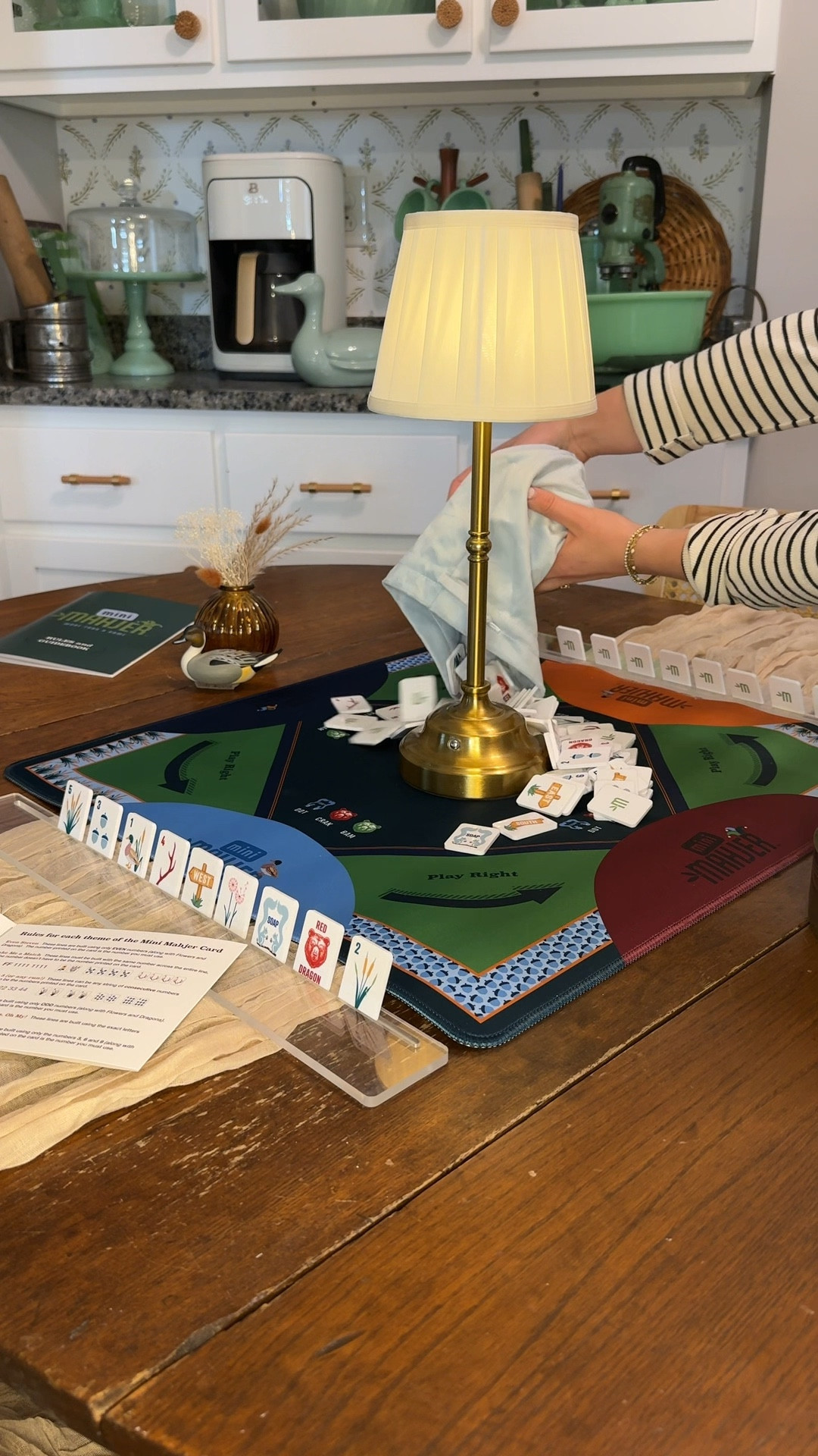 Mahjong tablescape with the @MiniMahjer Woodland Edition kit!
If you are looking to get started, I highly recommend checking out their kit. It's perfect for beginners & kids!
#mahjong #mahjongtable #tablescape #familygames