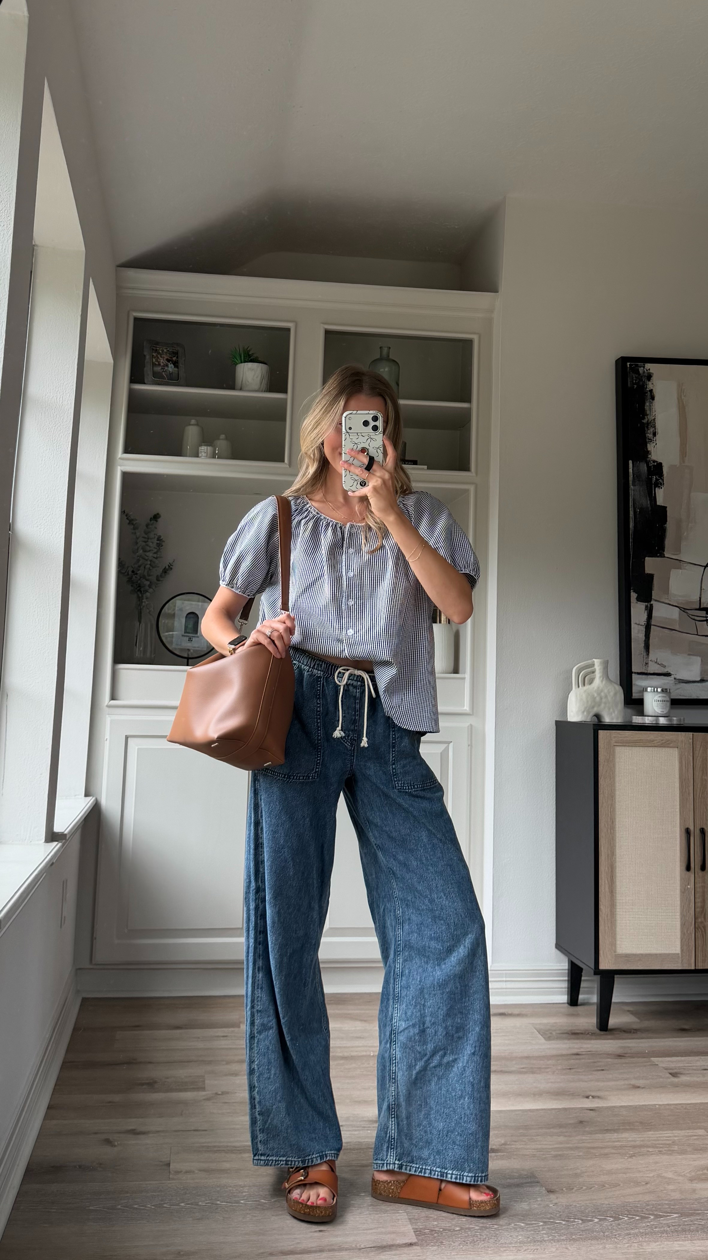 Cute, put together mom style! S in top, S in stretchy jeans! 

 
