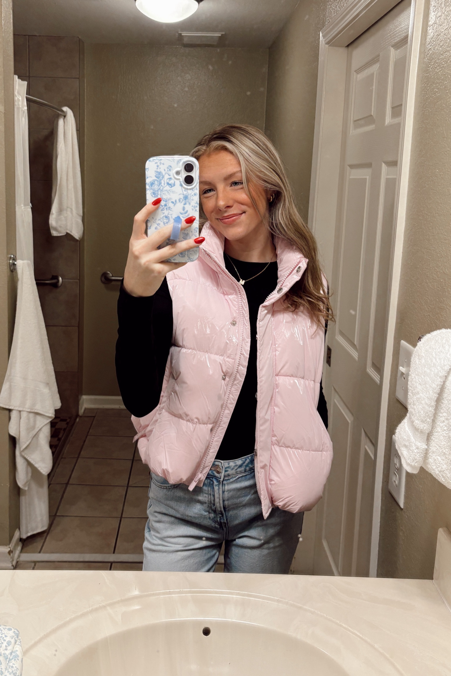 puffer jacket outfit! 

#LTKHoliday #LTKSeasonal #LTKGiftGuide