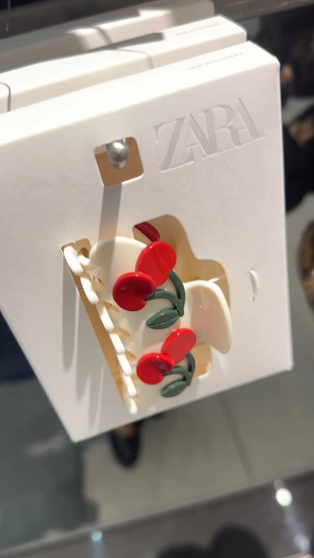 Super cute Zara hair clip on sale! Cherry and Lemon! #ltkzara

#LTKBeauty #LTKFindsUnder50