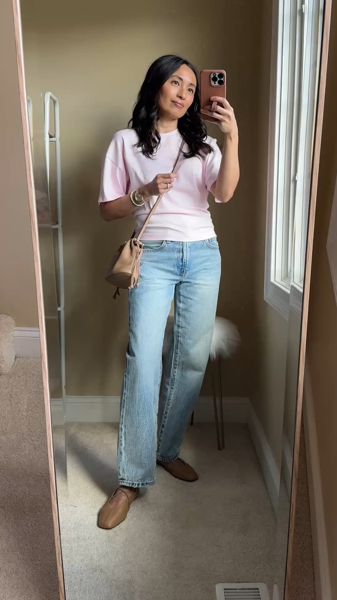 Spring outfits 2026. 
Luxe ballet flats on sale 25% off today @mgemi with code OURTREAT. 
True to size. 
I have had these for about 3 years and they are the comfiest flats I have ever worn. The leather is luxe and gets better with time  Sole is flexible. Very well made. I also have in black. 


#LTKOver40