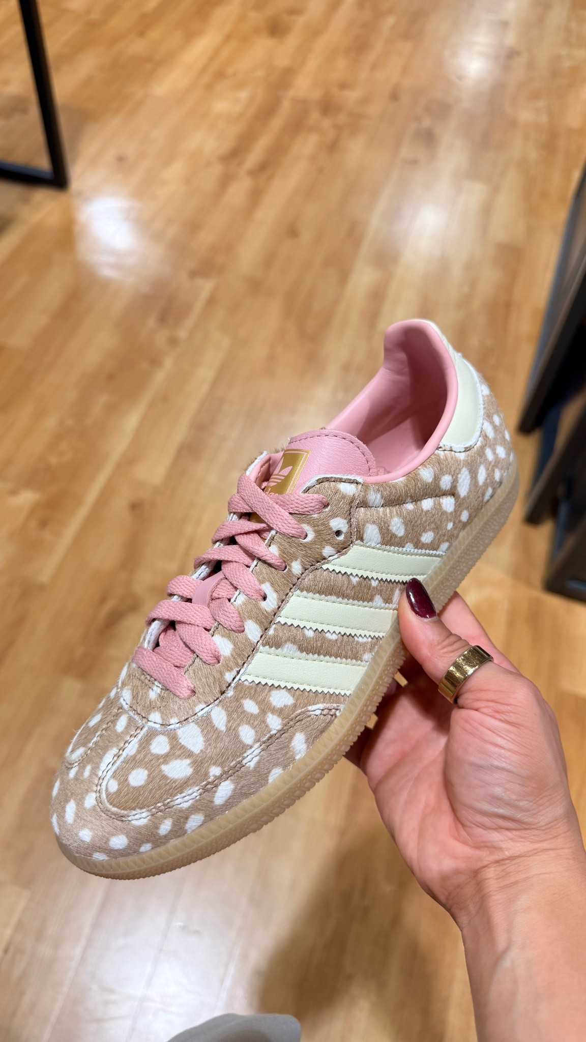 These are beautiful! Adidas sneakers for fall #adidas @adidas