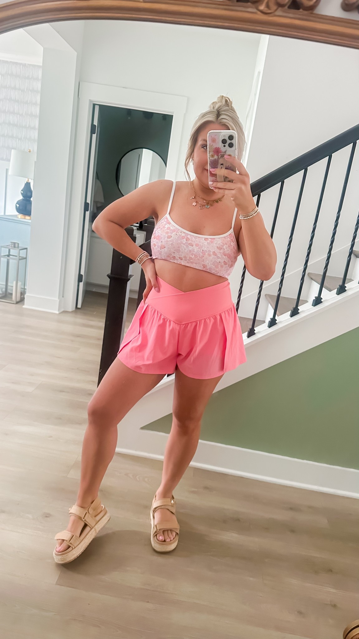 Target finds. Size m in top and size m in bottoms. 