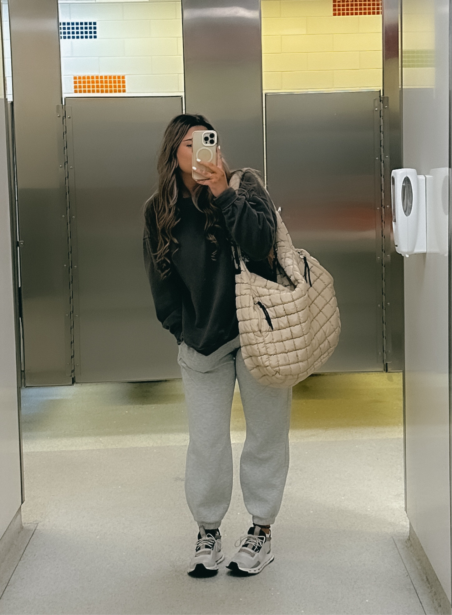 Comfy airport fit 

#LTKfindsunder100 #LTKActive #LTKstyletip