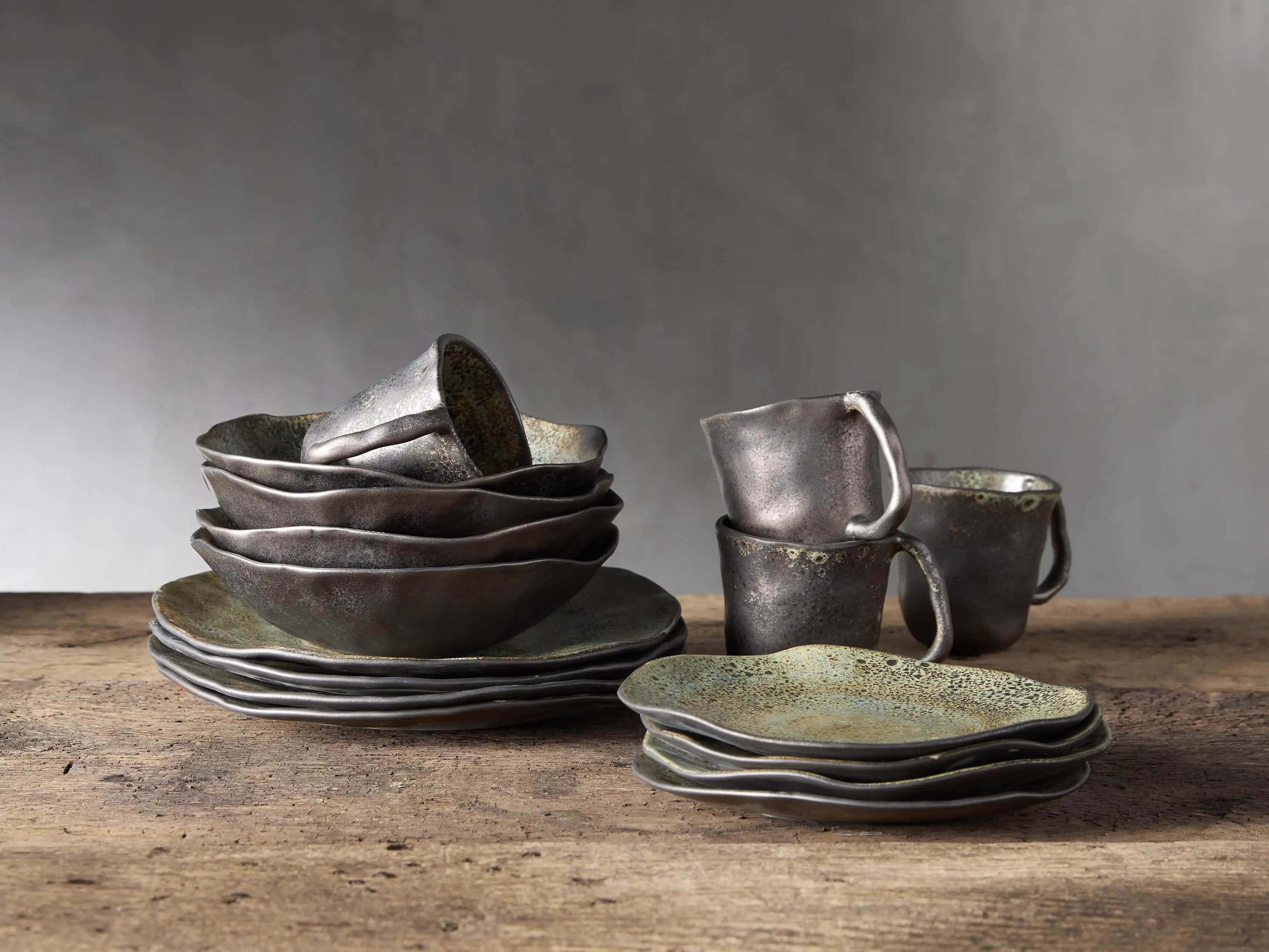 Gallatin Dinnerware (Set of 16) | Arhaus