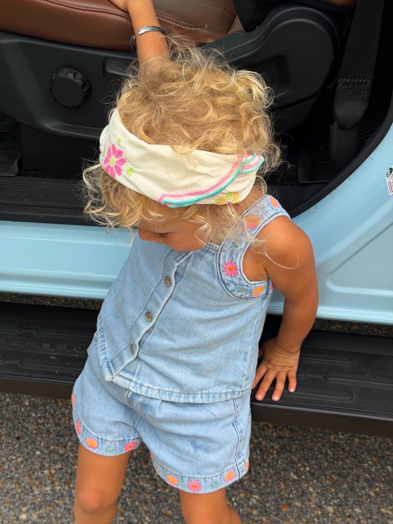 Cutest little fit!! She’s in a 3T

#LTKmomlife #LTKKids #LTKootd