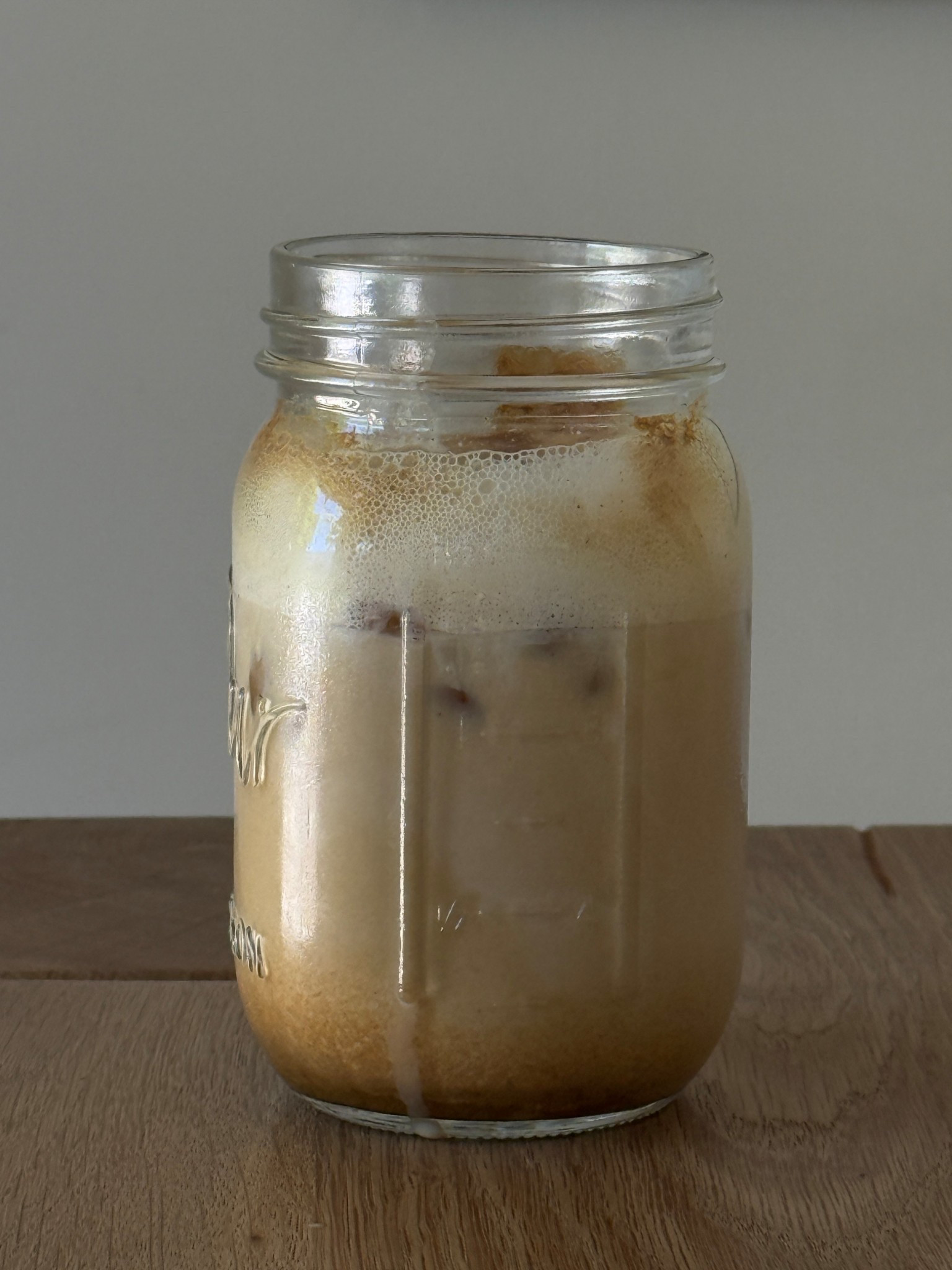 The most delicious coffee replacement I have found yet from @Mudwtr. The starter kit with your choice blend and frother is such a great deal. I love the masala chai with vanilla almond milk. So so good! #mudwtr #ad

#LTKHome