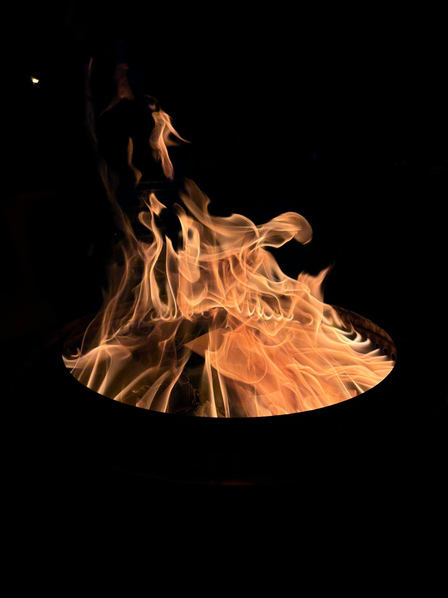 Solo stove smokeless fire pit! Awesome Christmas gift for my husband!!

#LTKMens #LTKSaleAlert #LTKGiftGuide