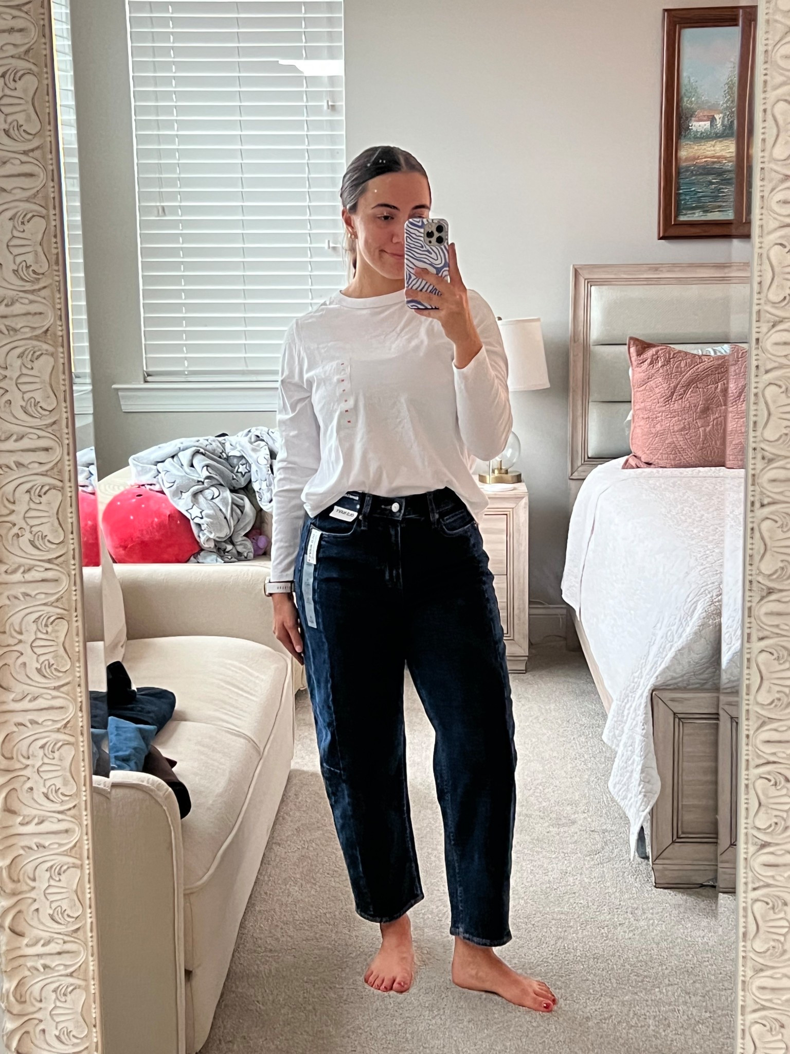 Cutie old navy barrel jeans!!!

I got my normal size 6 regular and they fit great. Usually $50 but I got for $35!!! 99% cotton + 1% spandex

#LTKFindsUnder50 #LTKFallSale #LTKStyleTip