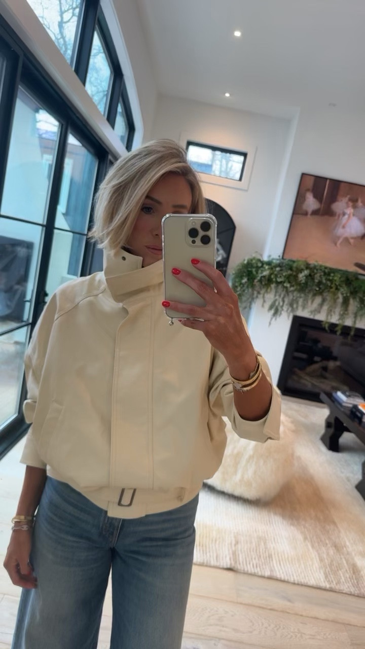 This NEW faux leather jacket is the perfect color and fit for spring styling 😍😍😍