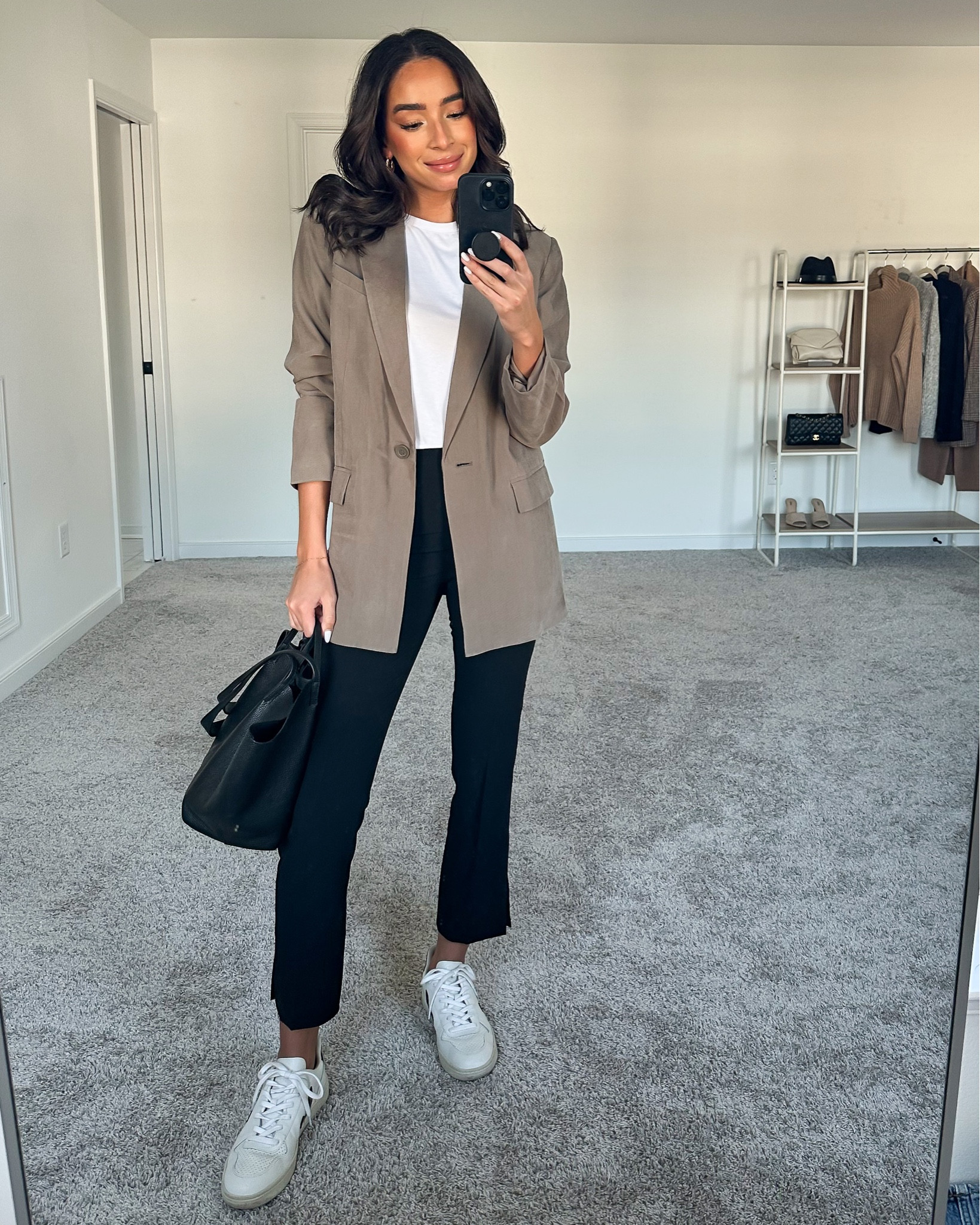 Casual work outfit with sneakers! Size XS blazer (fits oversized no need to size up), size XS white tee (TTS), size 2 black ankle pants (TTS)







Office outfit
Business casual
Work sneakers
Work tennis shoes
Blazer outfit 
Smart casual
Casual workwear

#LTKworkwear #LTKstyletip #LTKunder100