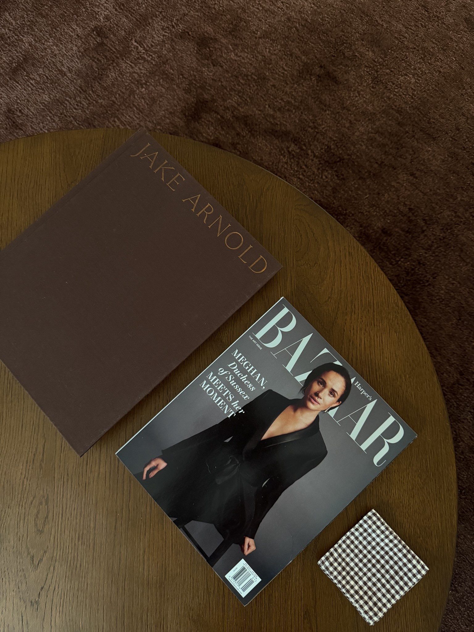 current office coffee table inspo 

Coffee table styling, minimal coffee table styling, coffee table books, magazine, affordable coffee table 

#LTKHome