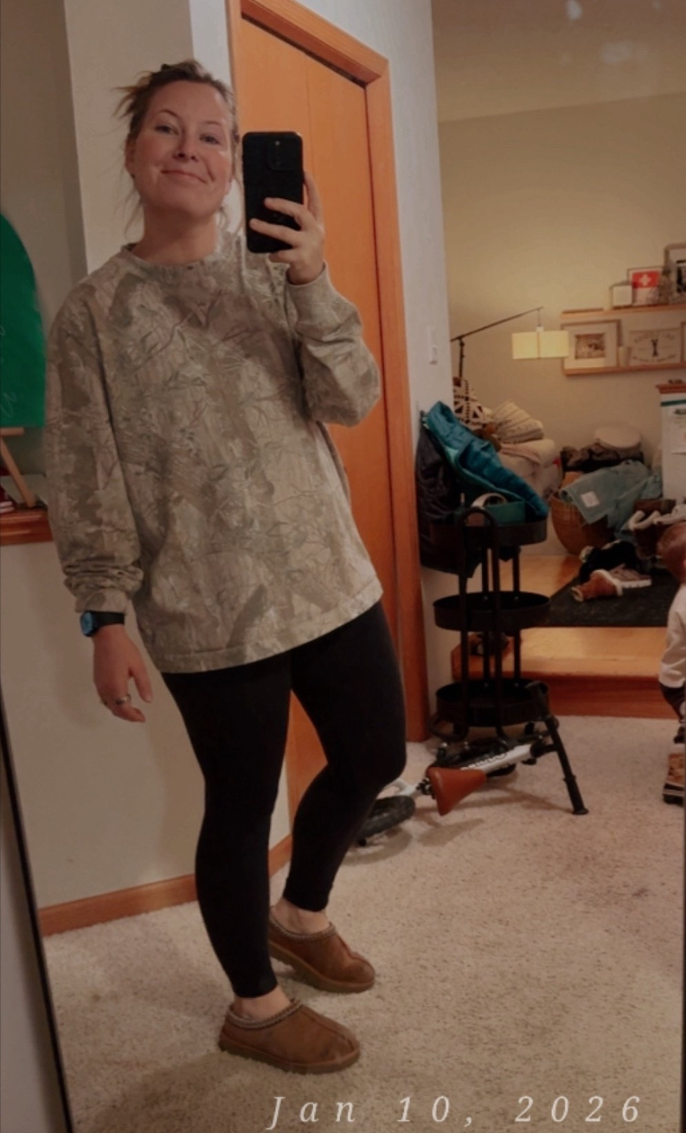 Okay… this is THE camo long sleeve tee of your dreams!!!
(light green camo)