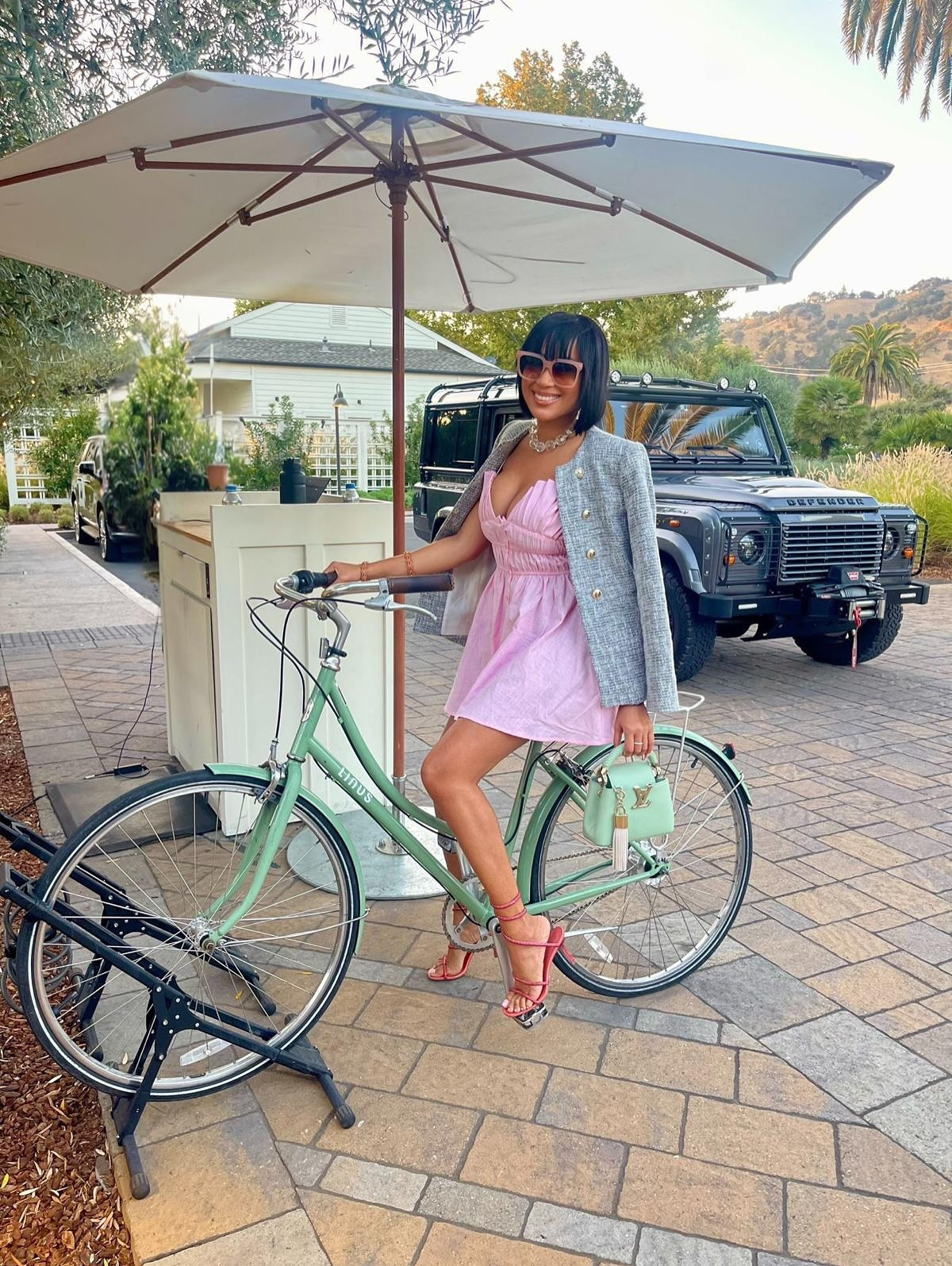 Pink your world….. Wearing a size Small..

#LTKTall #LTKParties