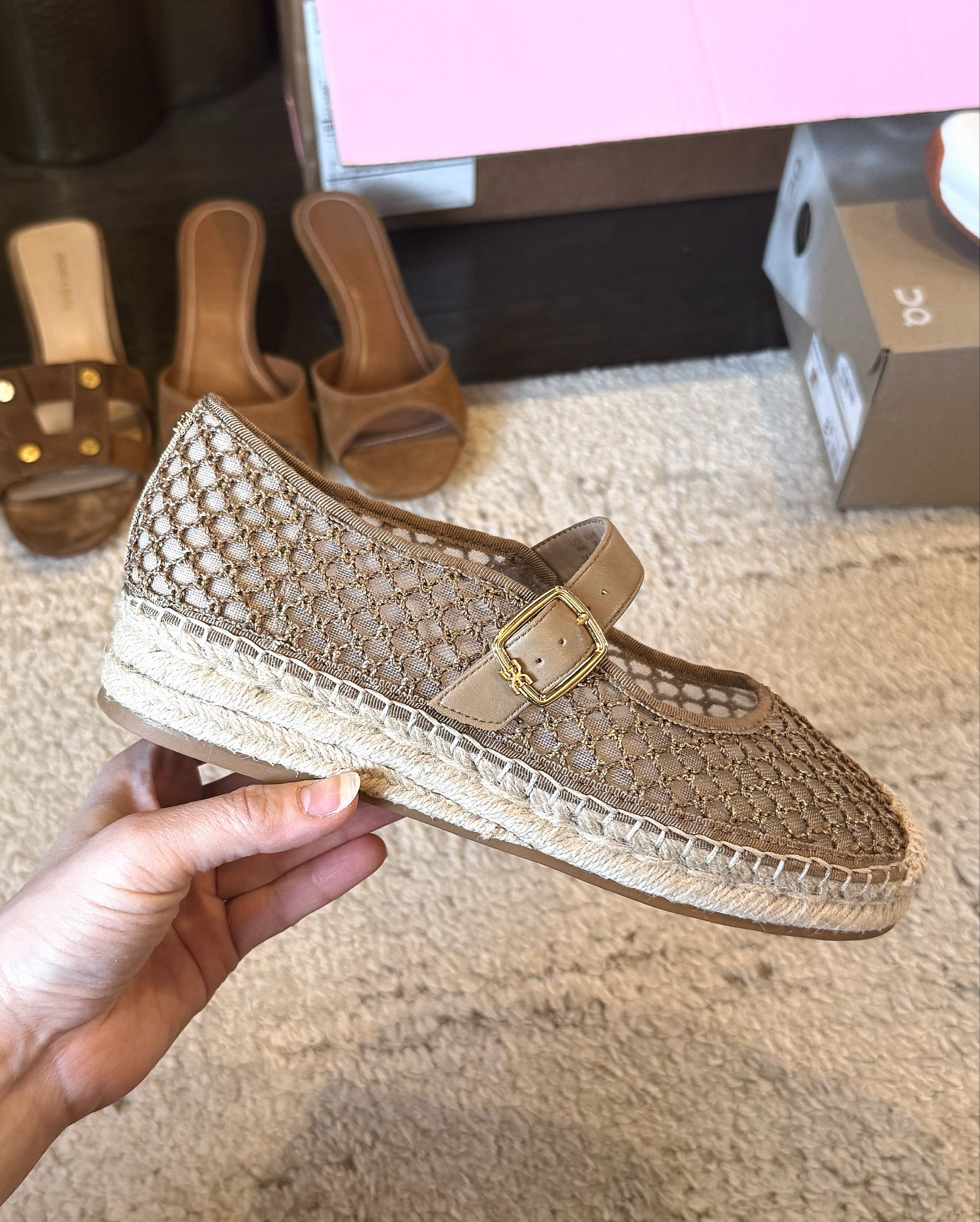 Spring shoes
Easter 
Sandals
Suede sandals 

#LTKSeasonal