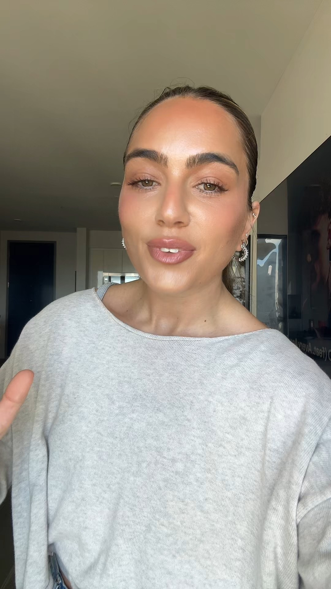 The most gorgeous chai necklace from Jennifer zeuner 

#LTKgrwm #LTKValentine #LTKmorningroutine