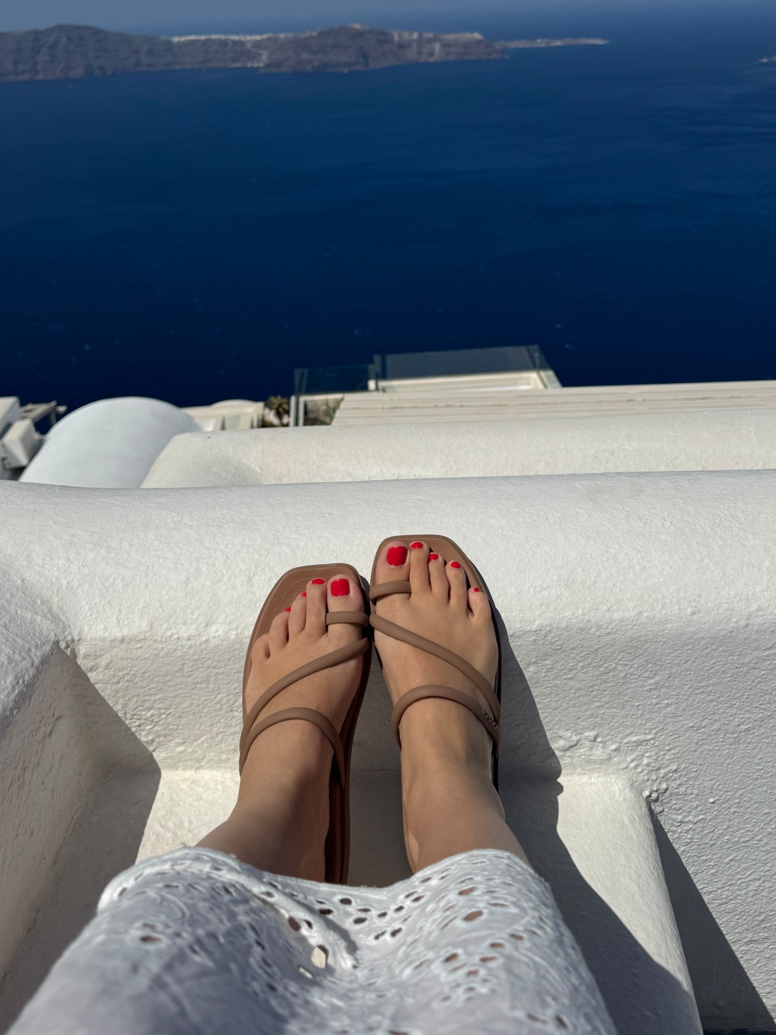 The best travel shoe there is! Cute, comfy, matches everything!



#LTKTravel #LTKFindsUnder100 #LTKStyleTip