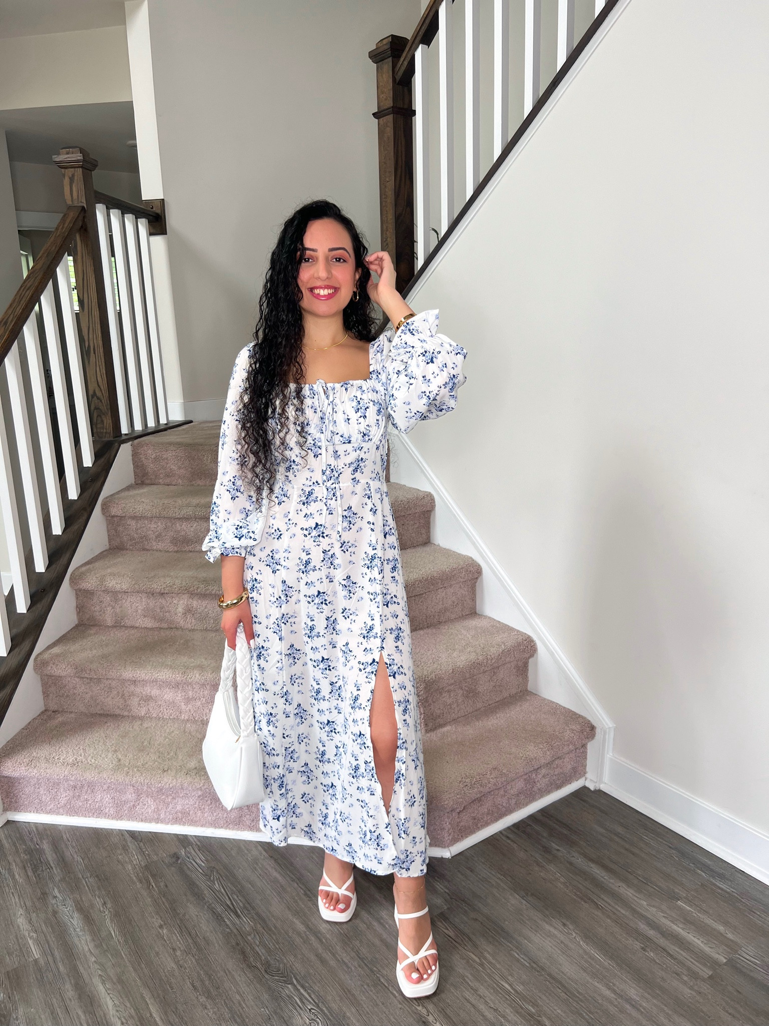 Spring has sprung 🤍✨ 
.
Amazon white floral dress 🤍✨
.
Everything linked on my Amazon storefront as well 🤍✨
.
SANDY15 for extra savings off @evryjewels 🤍✨
.
Follow my LTK & Amazon storefront for more 🤍✨
.
Follow @its.sandyibrahim for more 🤍✨
.
Dress: @blencotofficial 
Sandals: @amazonfashion 
Shoulder bag: @amazonfashion 
Earrings & Bangle bracelet: @tjmaxx 
Ring & Necklace: @evryjewels use code SANDY15

#LTKShoeCrush #LTKStyleTip #LTKItBag