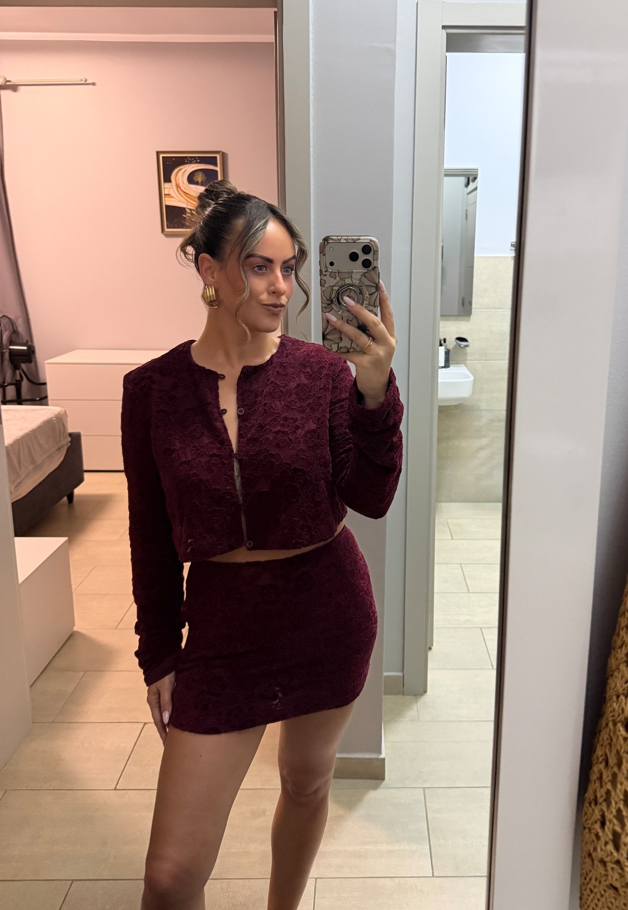 Evening holiday outfit ✨

I’m wearing a size 12 top & a size 10 skirt

#LTKstyletip #LTKsummer #LTKpartywear