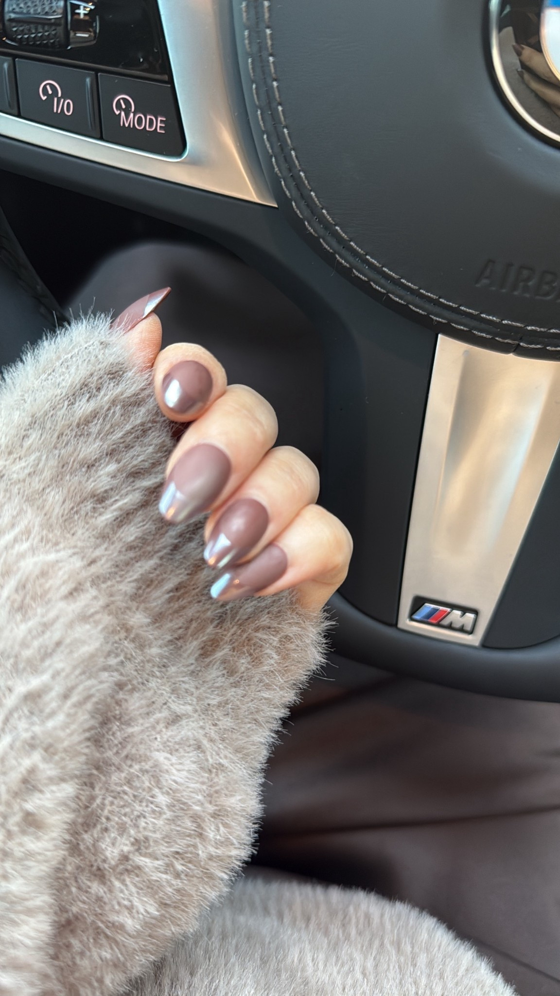 The cutest nails for Fall! 🤍 shop my favorite press on nails. Glue lasts for up to two weeks!