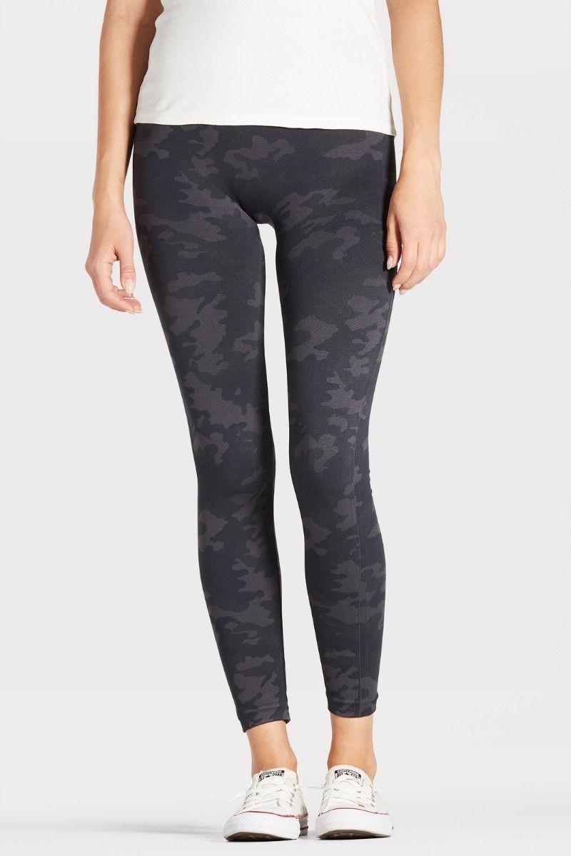 Essential Camo Seamless Legging | Evereve