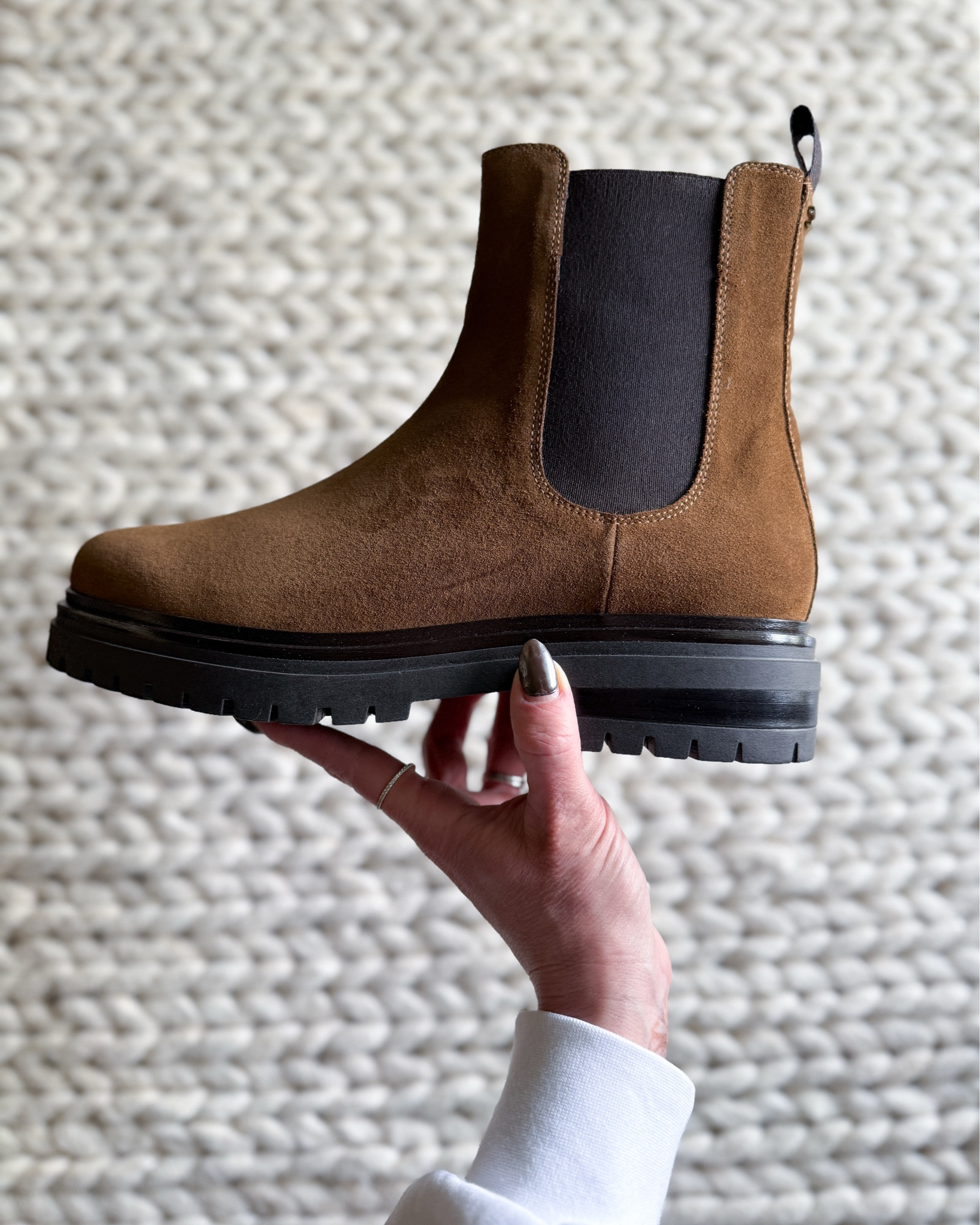 If you’ve been wondering if the Margaux West Chelsea boots are worth the hype + the price tag—they are! I got the color Cedar suede & they are absolutely stunning in person; rich tone, luxe suede, & that chunky sole I love for fall. They’re true to size, insanely comfy right out of the box, & instantly elevated even the simplest outfit. I’ll be living in these! 

margaux chelsea boots – chelsea boots fall outfit – cedar suede boots – fall boot outfit idea – luxury chelsea boot review – true to size chelsea boot – rich girl fall closet – minimal fall style – capsule wardrobe boots – everyday fall boot

#LTKShoeCrush #LTKWorkwear #LTKStyleTip