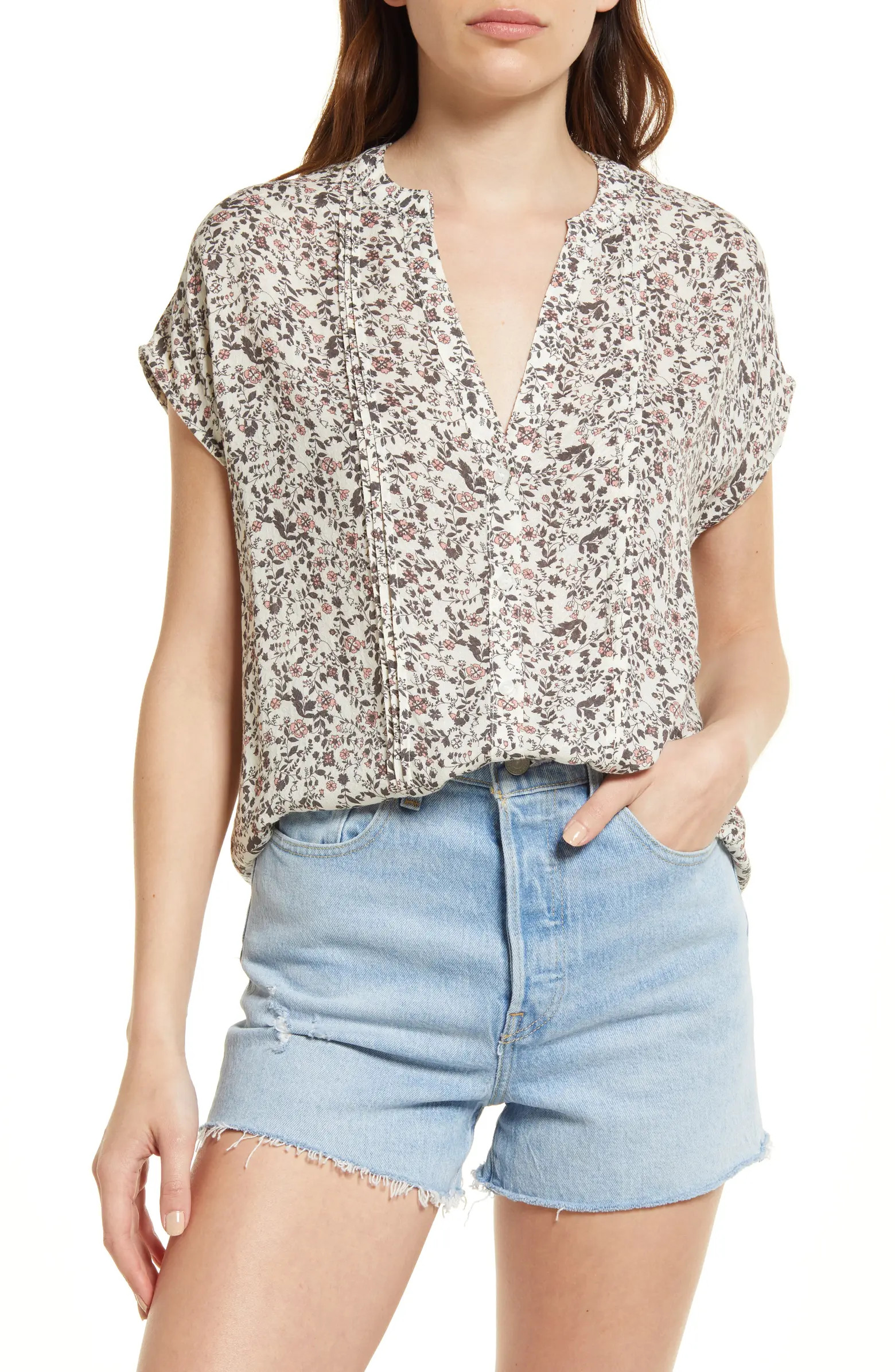 Treasure & Bond Allover Print Short Sleeve Top | Nordstrom | Nordstrom