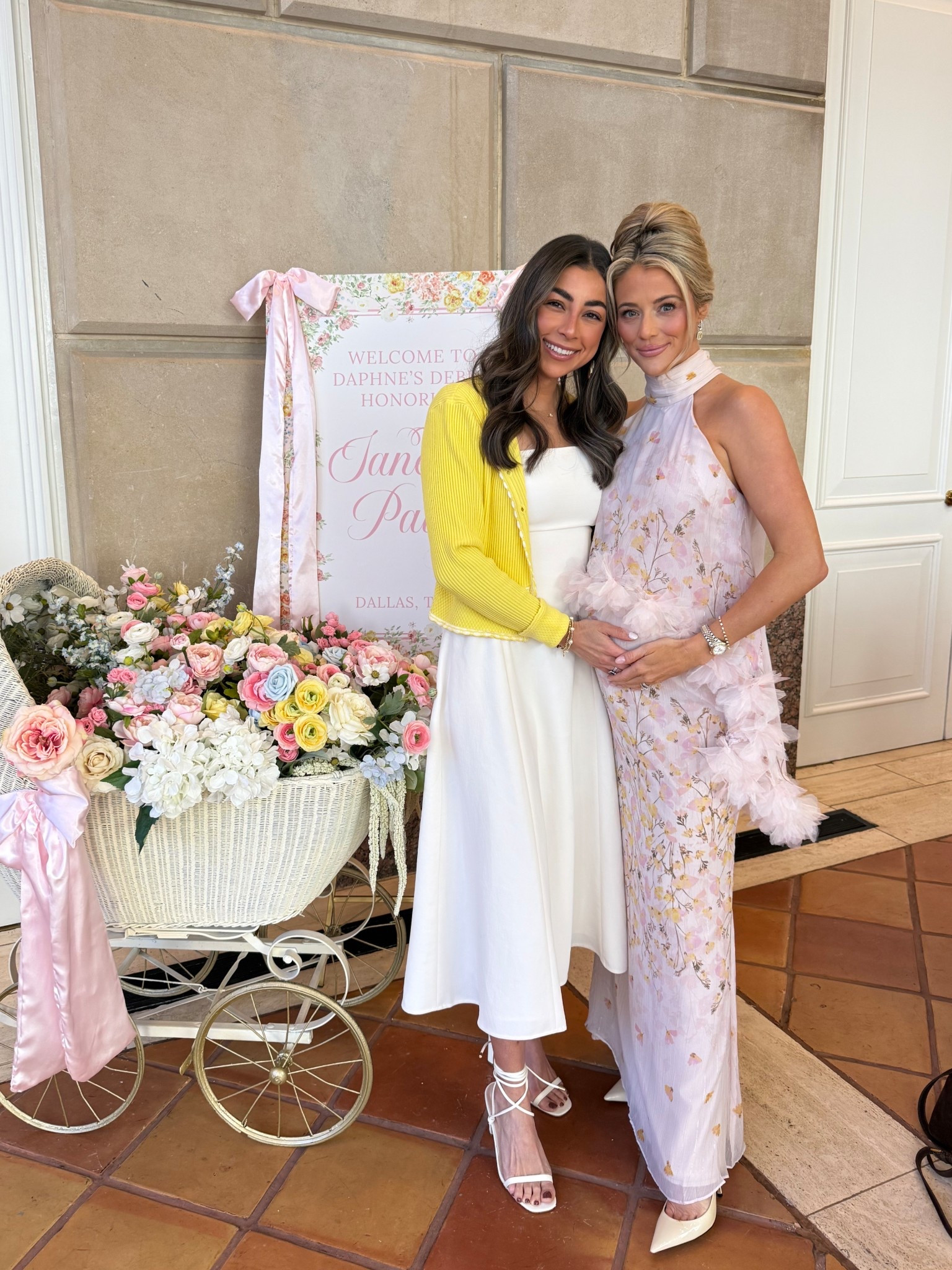 Baby shower dress! @Aritzia @Tuckernuck 

#LTKBump #LTKBaby #LTKgrwm