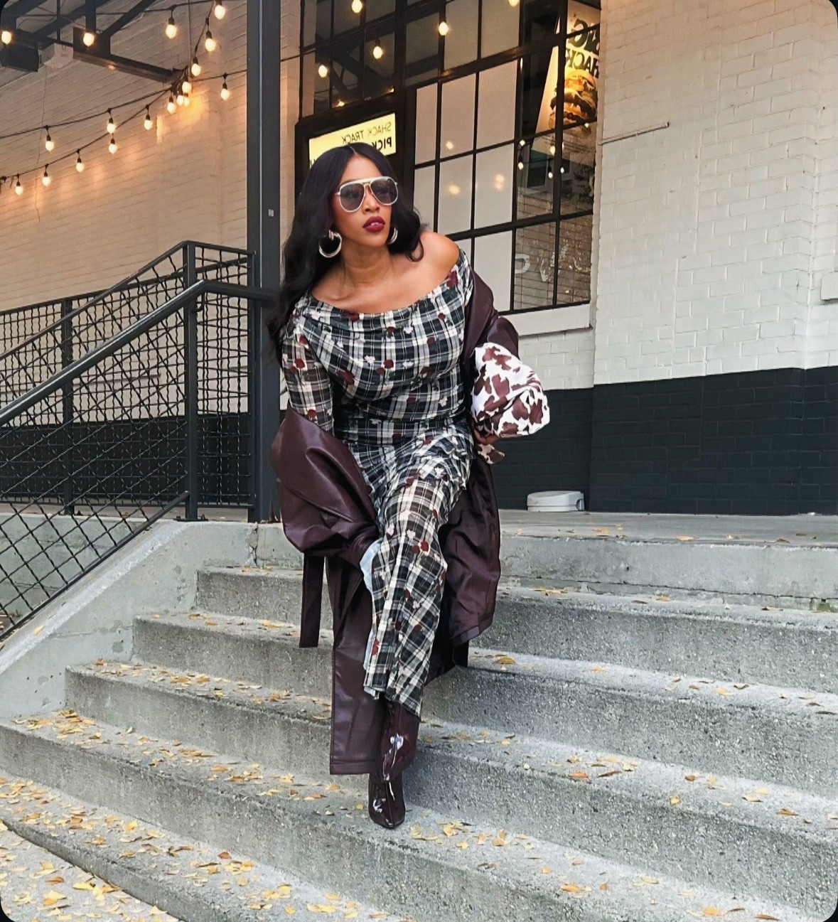 Stepping into the season in layers that do the talking.

#LTKFindsUnder50 #LTKHoliday #LTKSaleAlert