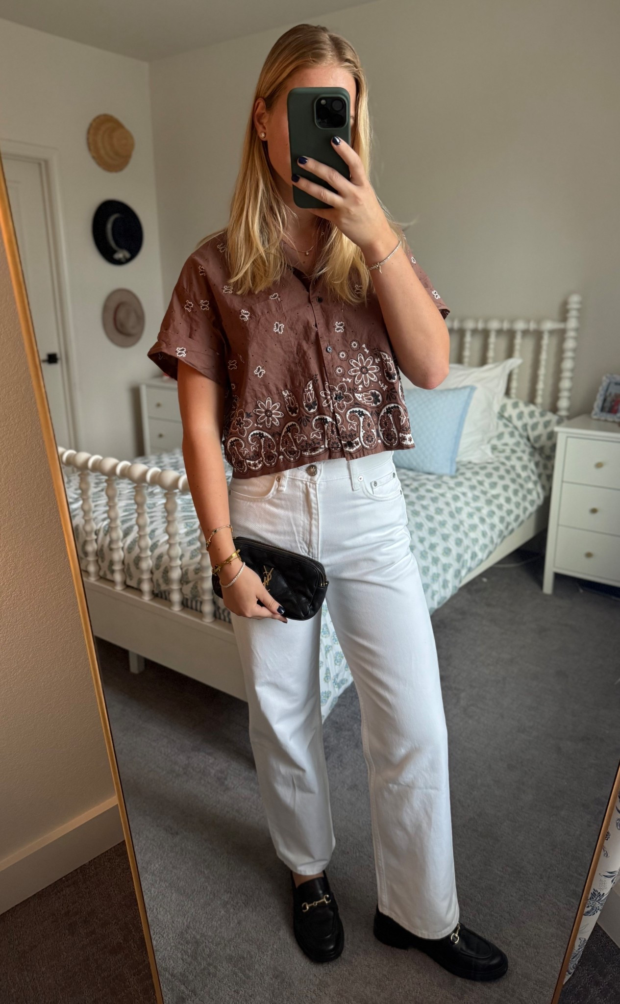 🐻

White jeans
High waisted jeans
Straight leg jeans
Rag and bone jeans
Rag and bone denim
Rag & bone
White denim
Black loafers
Madewell shoes
Madewell loafers
Women’s loafers
Women’s work shoes
Black bag
Black purse
Ysl bag
Ysl purse
Saint Laurent bag
Saint Laurent purse
Fall outfit
Fall style
Spring outfit
Spring style
Dinner outfit
Weekend outfit
Brunch outfit
Lunch outfit
Girls night outfit
Date night outfit
Preppy outfit
Preppy style
Chic outfit
Chic style
Maje Patterned Rhinestone Cropped Shirt
Maje shirt
Maje top
Bandana top
Collared shirt
Cropped top
Button down shirt
Fun top
Cool top
Statement top
Rent the runway
Sparkley top
Printed top

#LTKootd #LTKWorkwear