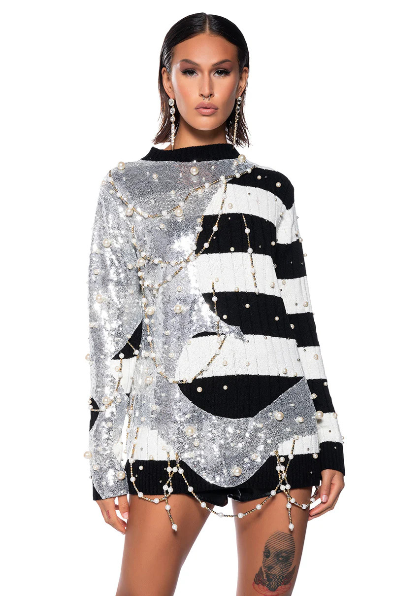 UNLIKE THE OTHERS PEARL AND SEQUINS DETAILED LONG SLEEVE SWEATER | AKIRA