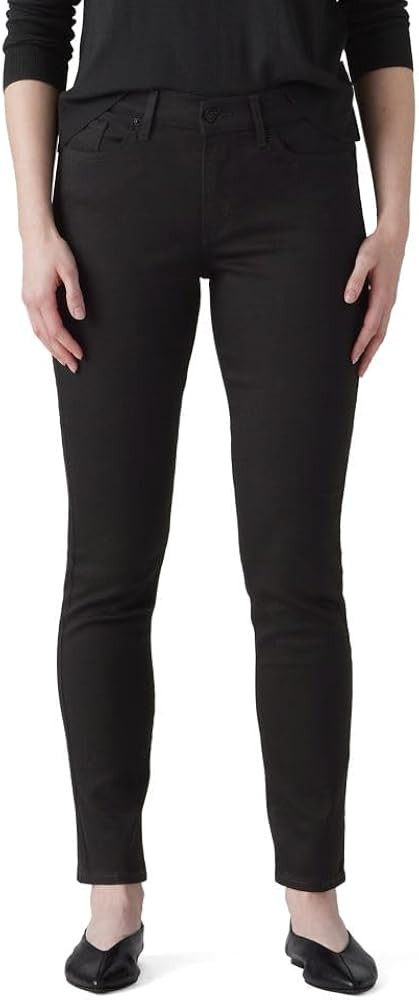 Levi's Womens Classic Skinny Jeans | Amazon (US)