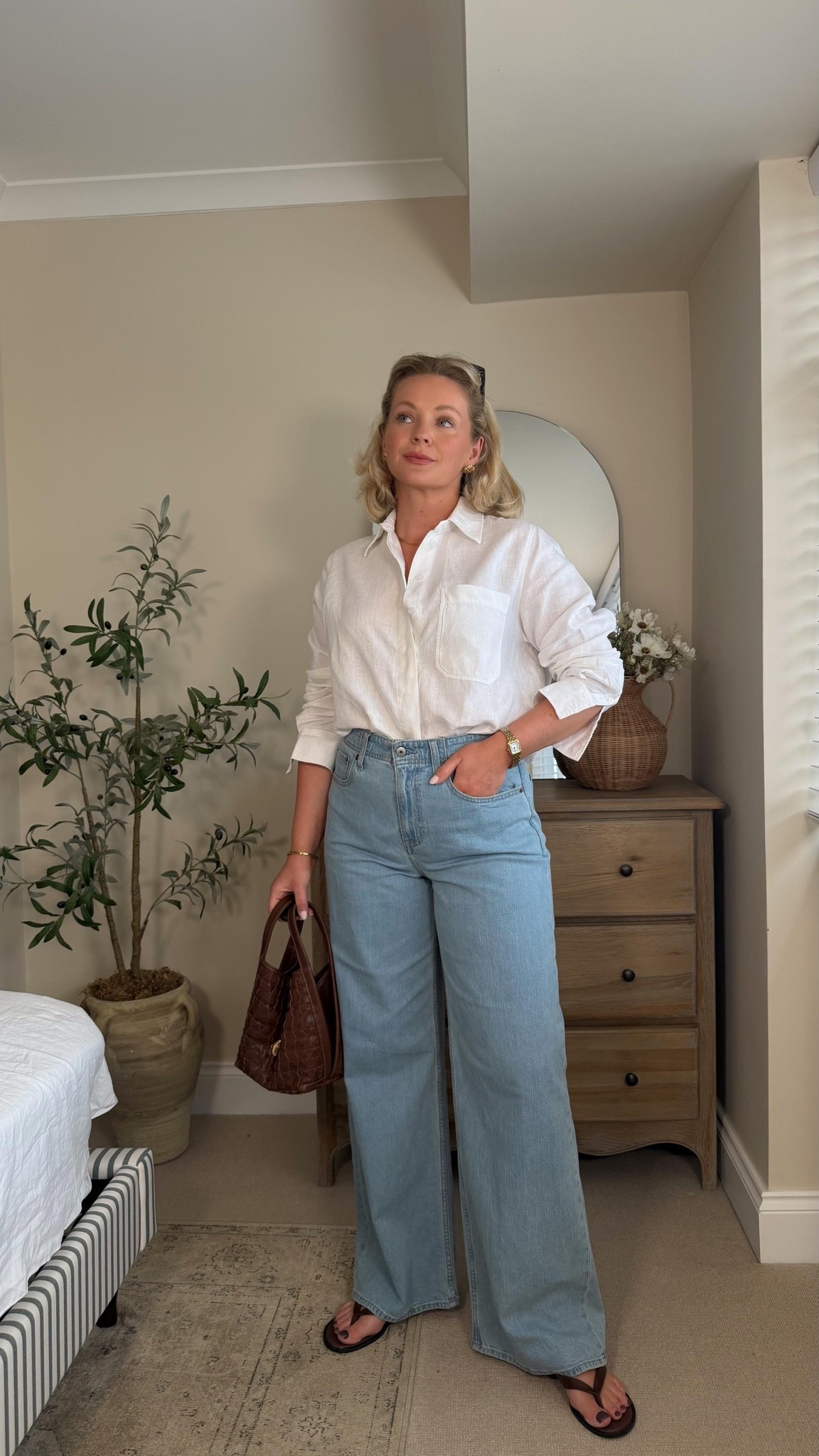 Abercrombie summer outfit
Men’s white linen shirt - size S
Light blue jeans - size 28 R
Code AFLAURA for an additional 15% off everything

#LTKuk #LTKsummer #LTKstyletip