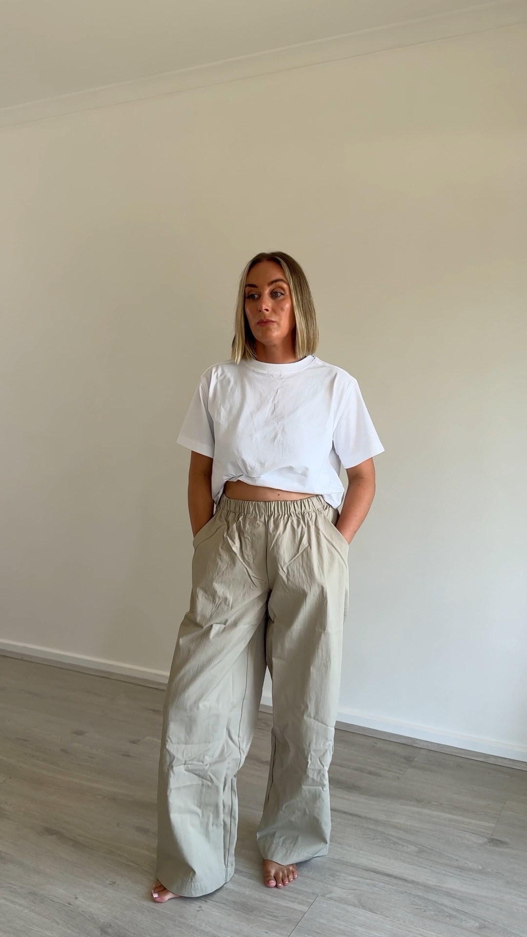 My recent glassons haul. 
Wearing -
Denim jeans in size 6
Elastic waist pant in size XS
Funnel neck knits in size XS
Bomber jacket in size XS (sold out, similar linked)