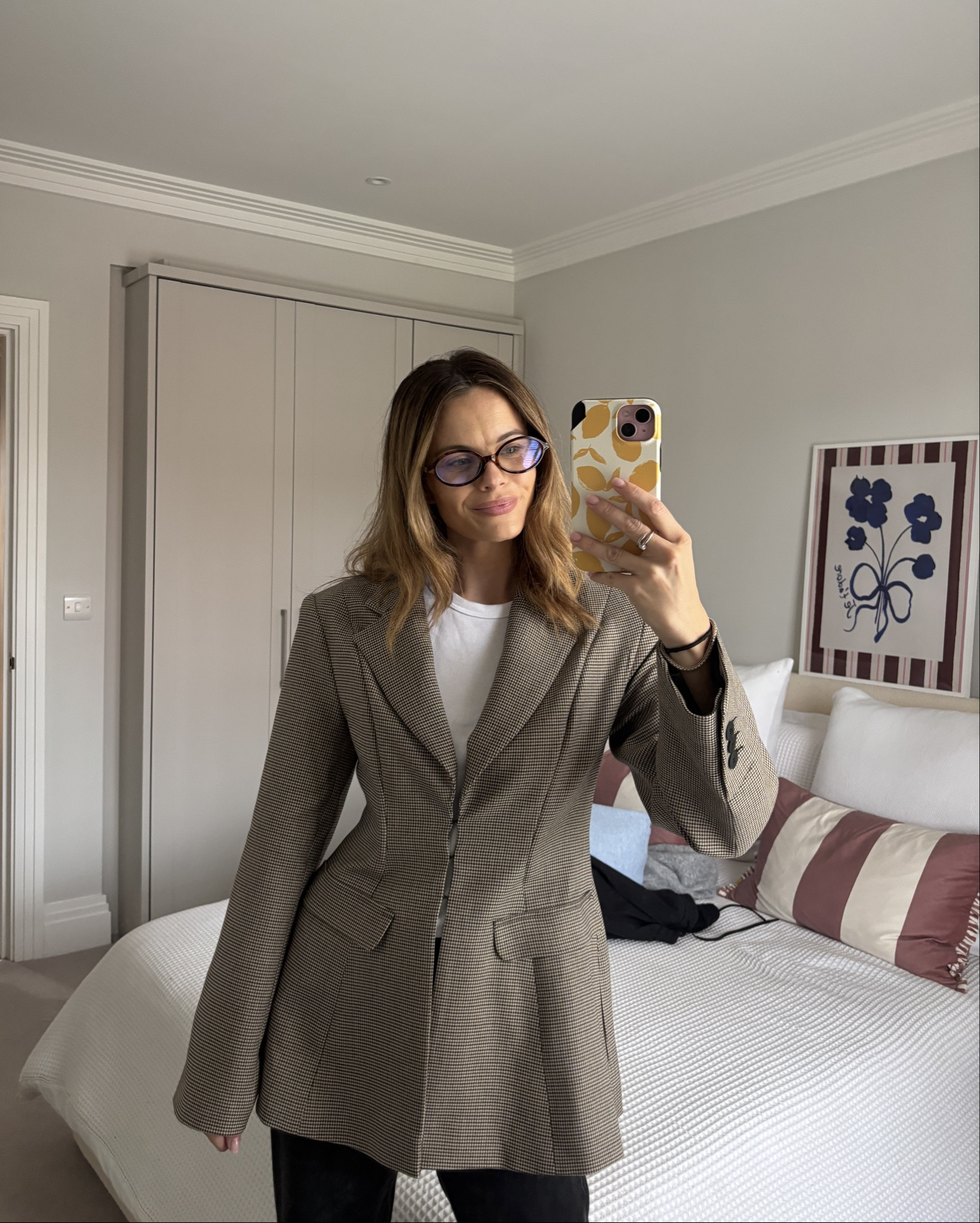 Standing on biz 

#LTKautumn #LTKuk