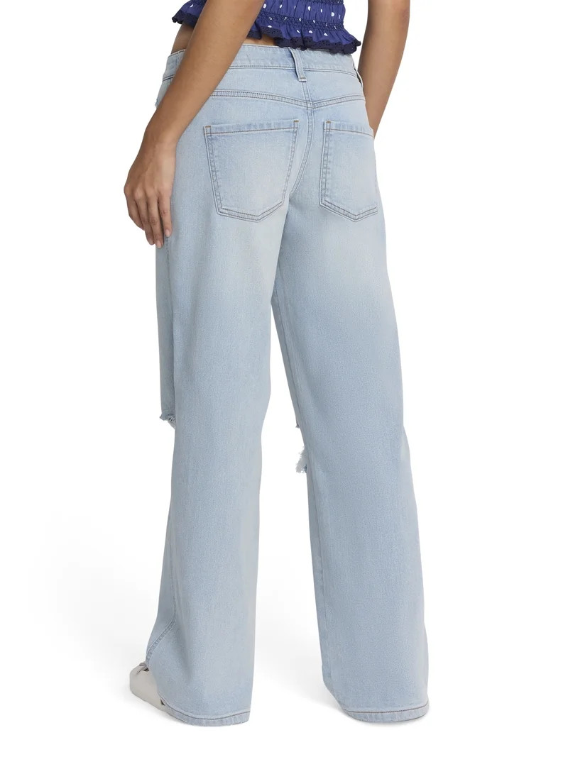 Mills by Millie Bobby Brown Women's Light Wash Boyfriend Jeans, Sizes 00-18 | Walmart (US)