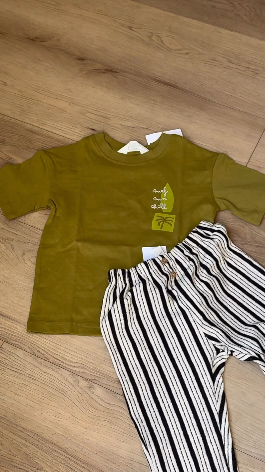 Toddler boys summer refresh 



Summer style 
Toddler boys 
Toddler outfits 
Boys fashion 
Boys style 

#LTKBaby #LTKKids #LTKSummerEdit