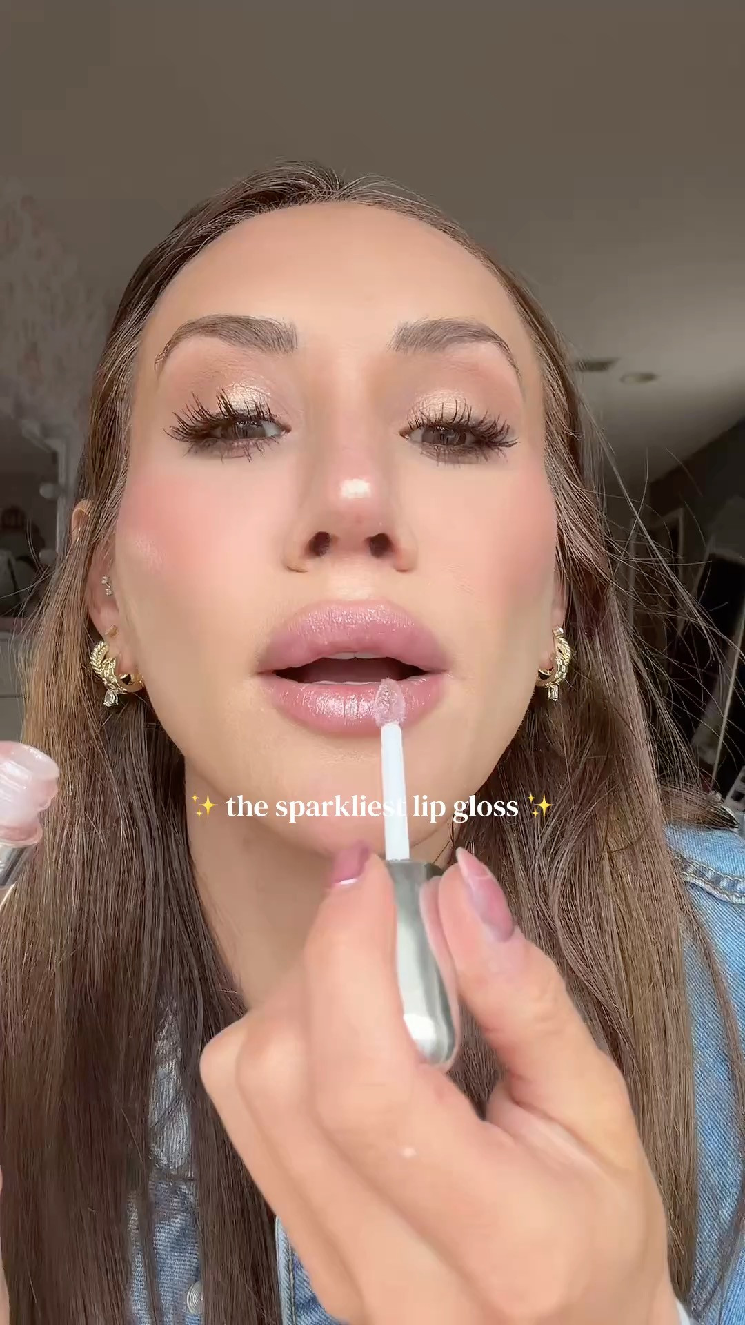 tanghulu candy shimmer glitter lip gloss and my lips have never looked this good.
#lipgloss #glitterlipgloss #shimmerlipgloss #makeupreview #sacheu sacheu beauty lip glaze elixir tanghulu candy 

 #LTKBeauty