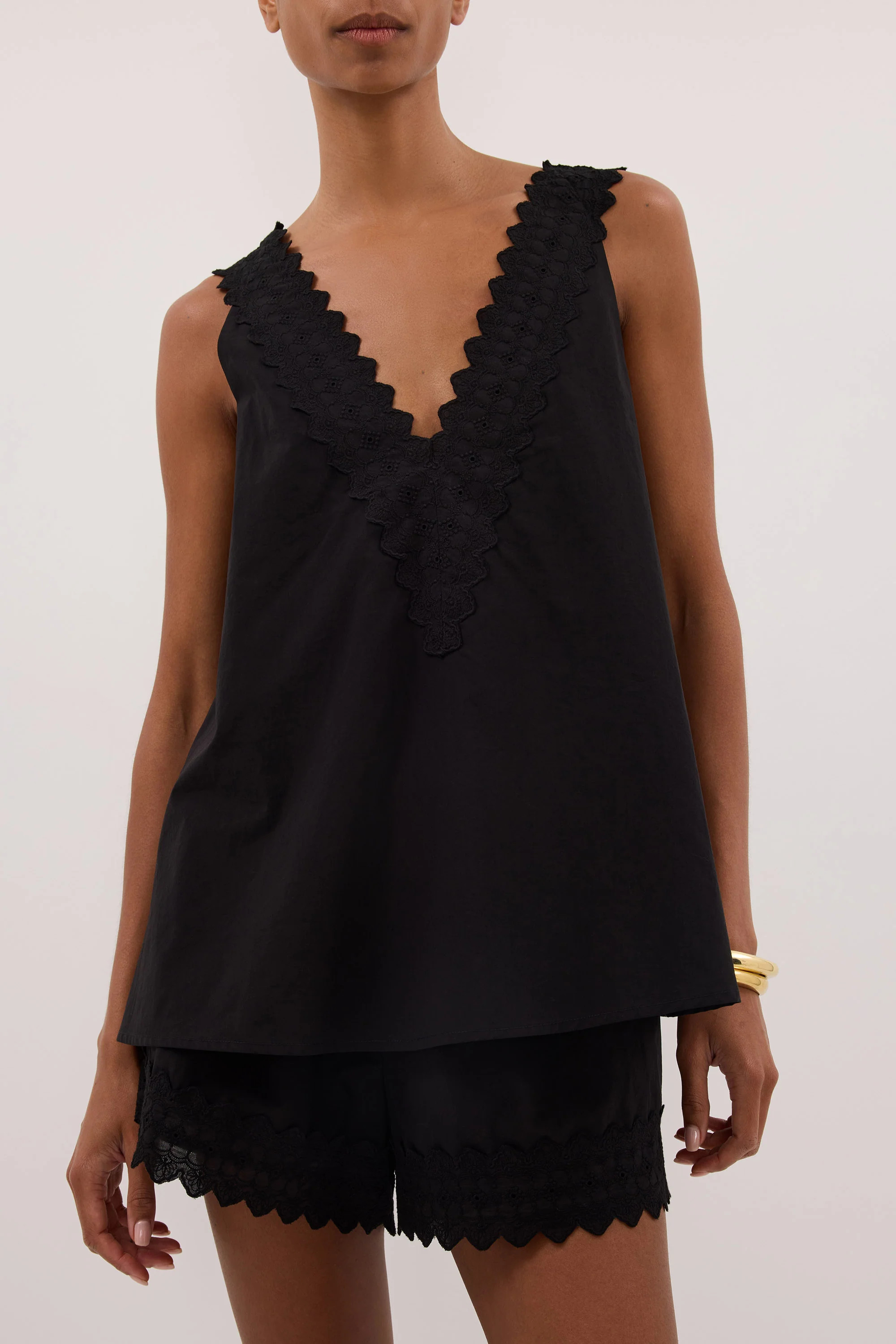 ANNABEL BLACK SHORTS | DISSH
