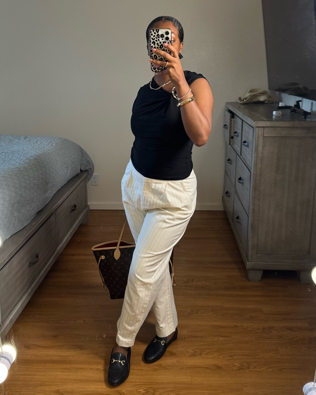 Classic will always outlast trendy. 🖤 The Entire outfit is from ZARA!

#LTKootd #LTKselfcare #LTKSeasonal