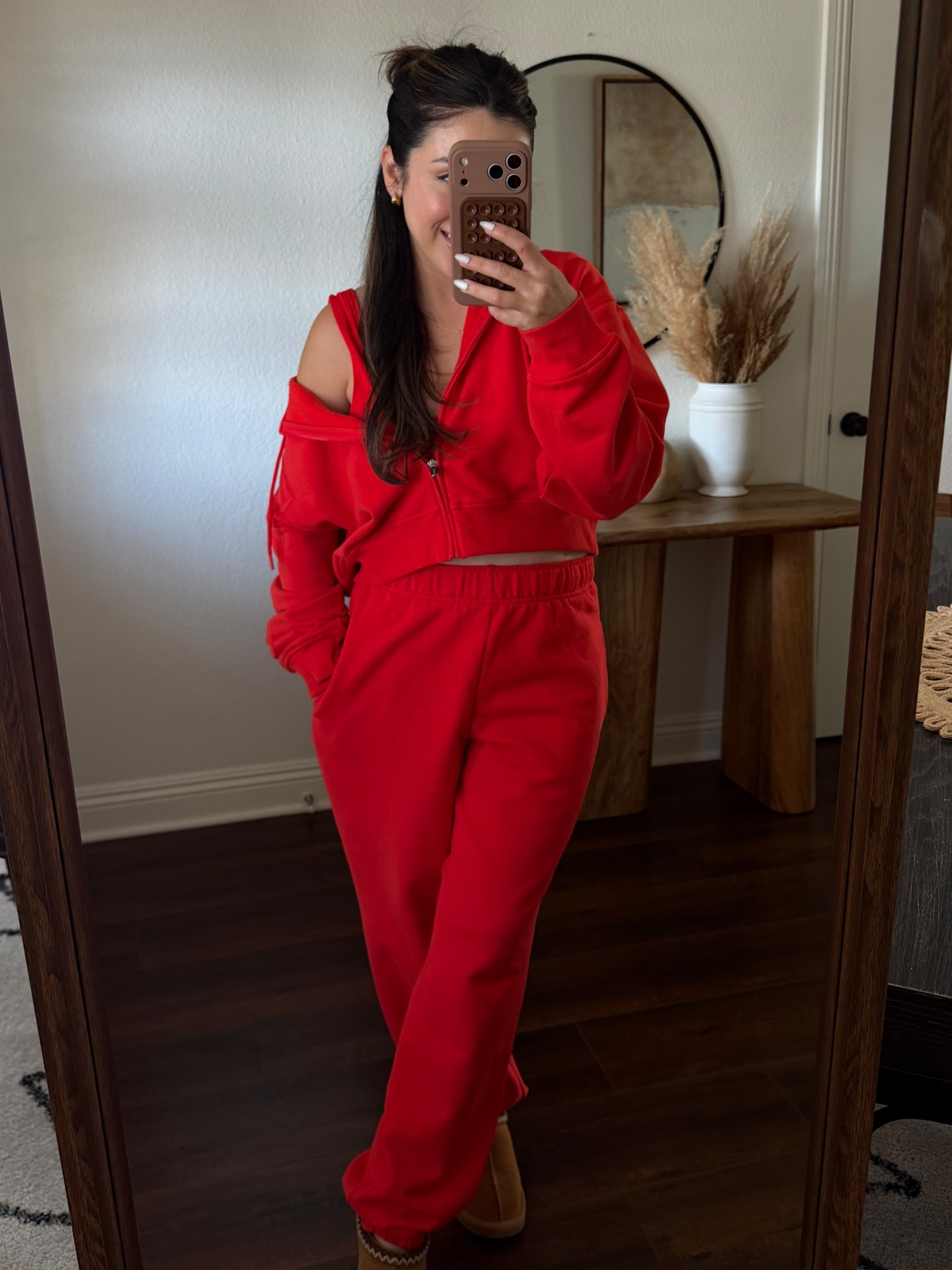 Sweat Set ❤️ wearing a Small in both pieces 