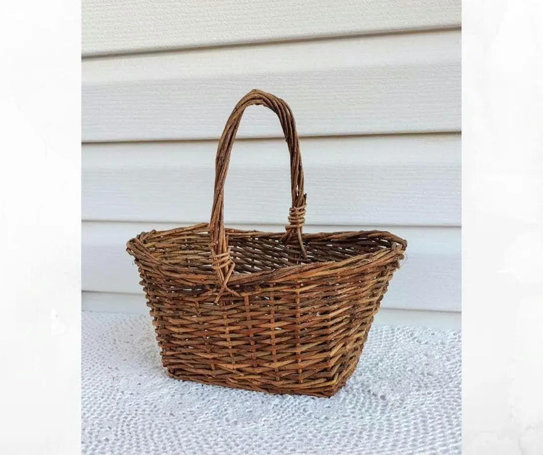 Vintage wicker / twig basket with handle.  Rectangular basket.  Rustic baskets.  Primitive woven ... | Etsy (US)