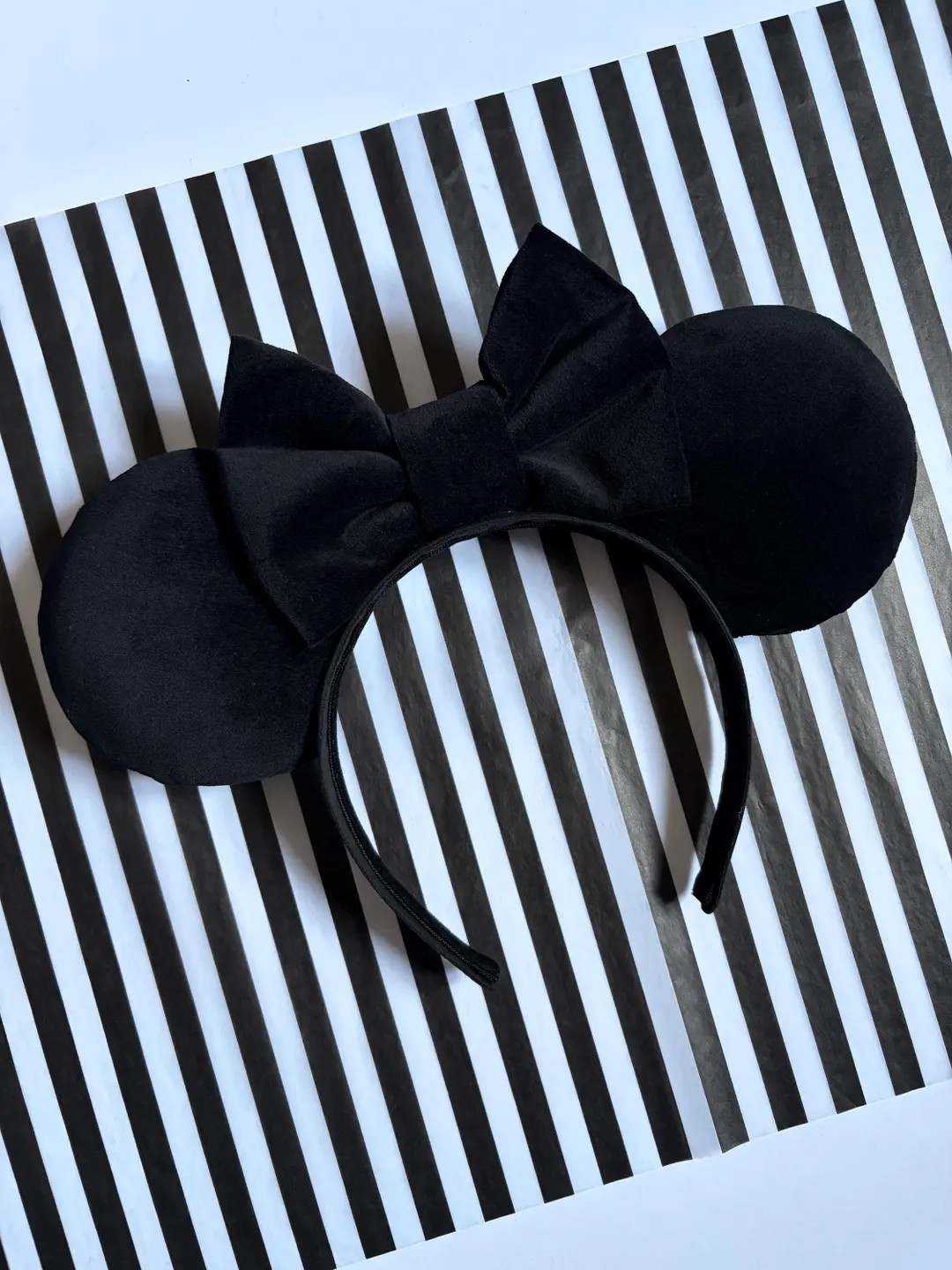 Black Velvet Mouse Ears, Plain Minnie Headband, Goth Mickey Hairband, Handmade - Etsy | Etsy (Global)