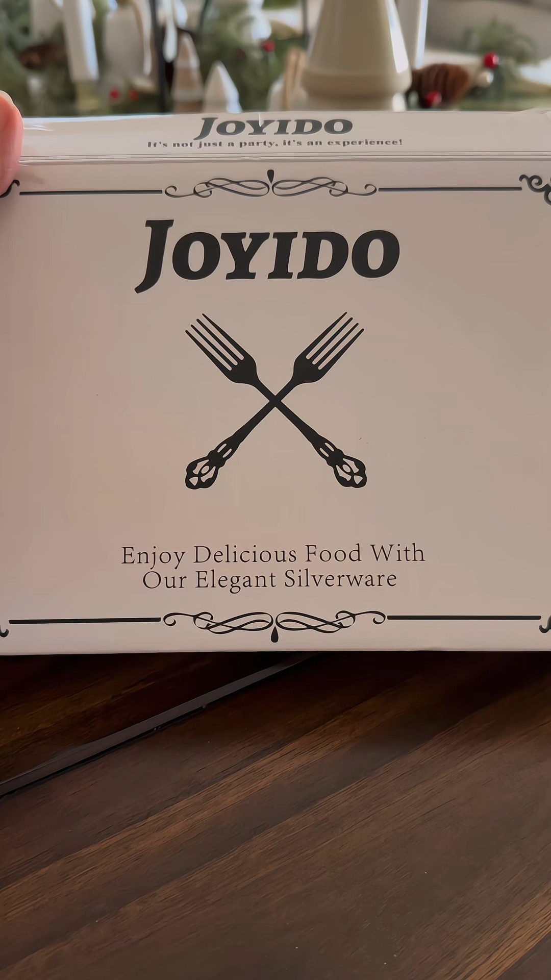 Last-minute essentials for the Christmas table, including napkins, plastic plates, and forks, that will arrive on time with Amazon Prime. I particularly love these gold vintage-looking forks, which are only $8.99 for a pack of 30. They’re perfect for the holidays or any event. 

#LTKHome #LTKHoliday #LTKSeasonal #LTKFindsUnder50